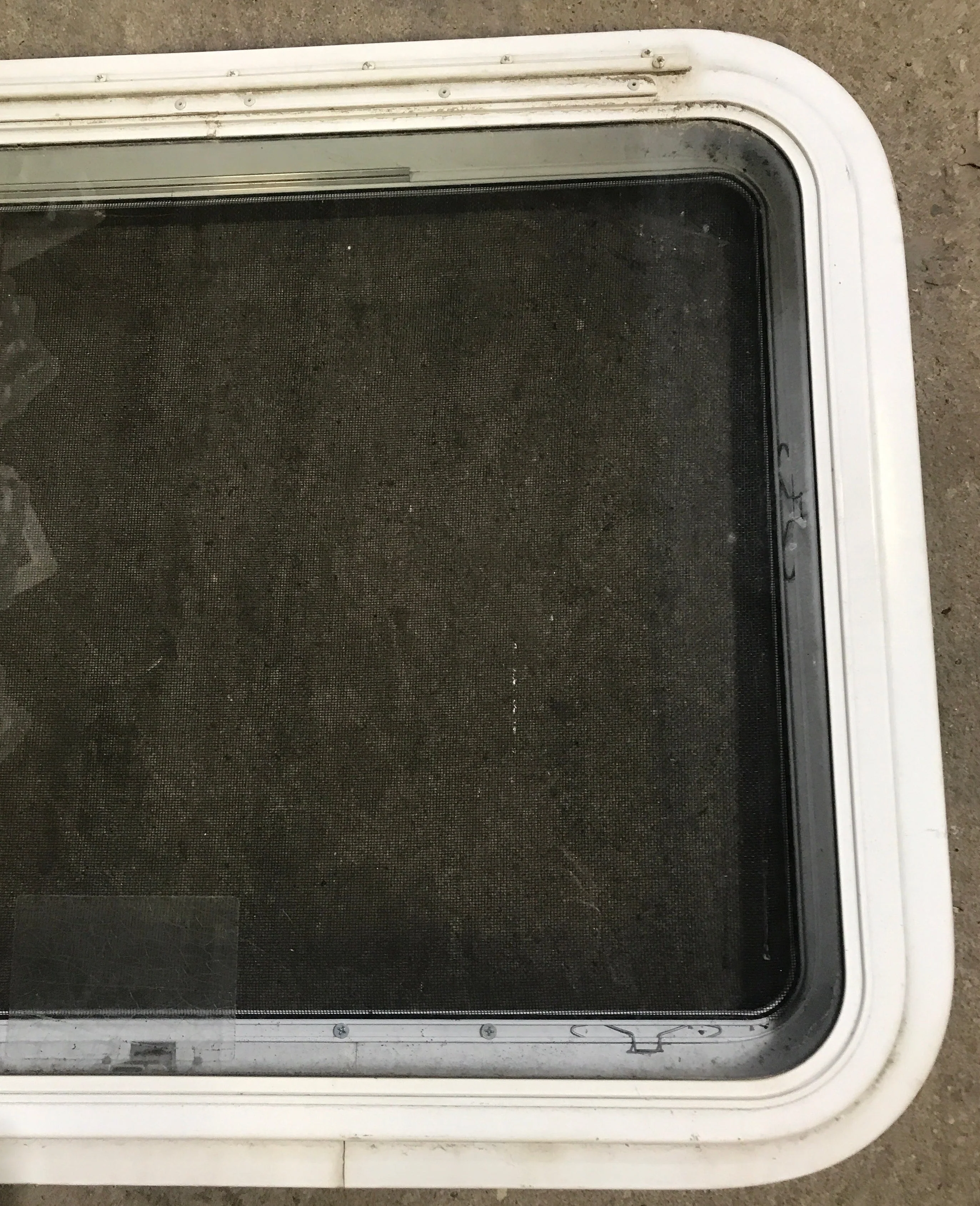 Used White Radius Emergency Opening Window : 29 1/2" W x 21 1/2" H x 1 7/8" D - Image 3