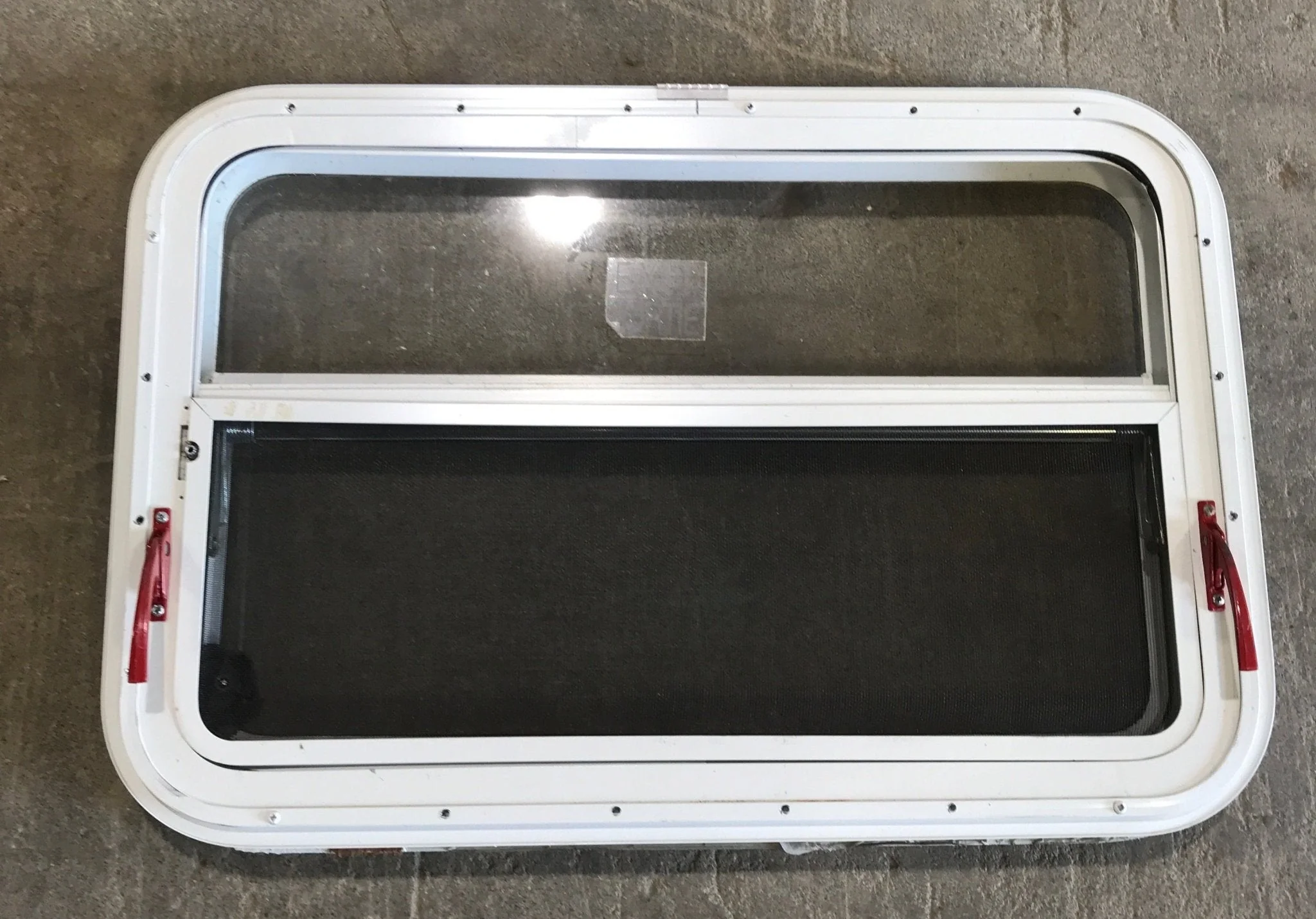 Used White Radius Emergency Opening Window : 29 1/4" W x 19 1/2" H x 1 1/2" D - Image 4