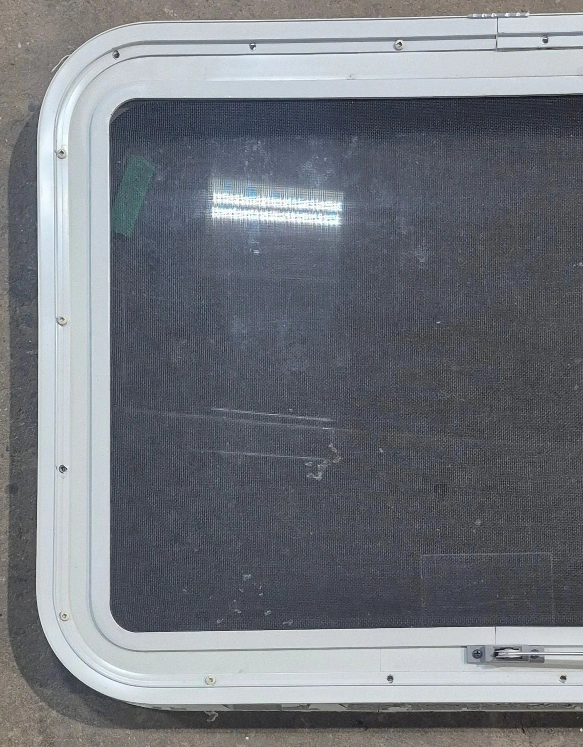 Used White Radius Emergency Opening Window : 29 1/4" W x 21 1/4" H x 1 7/8" D - Image 6