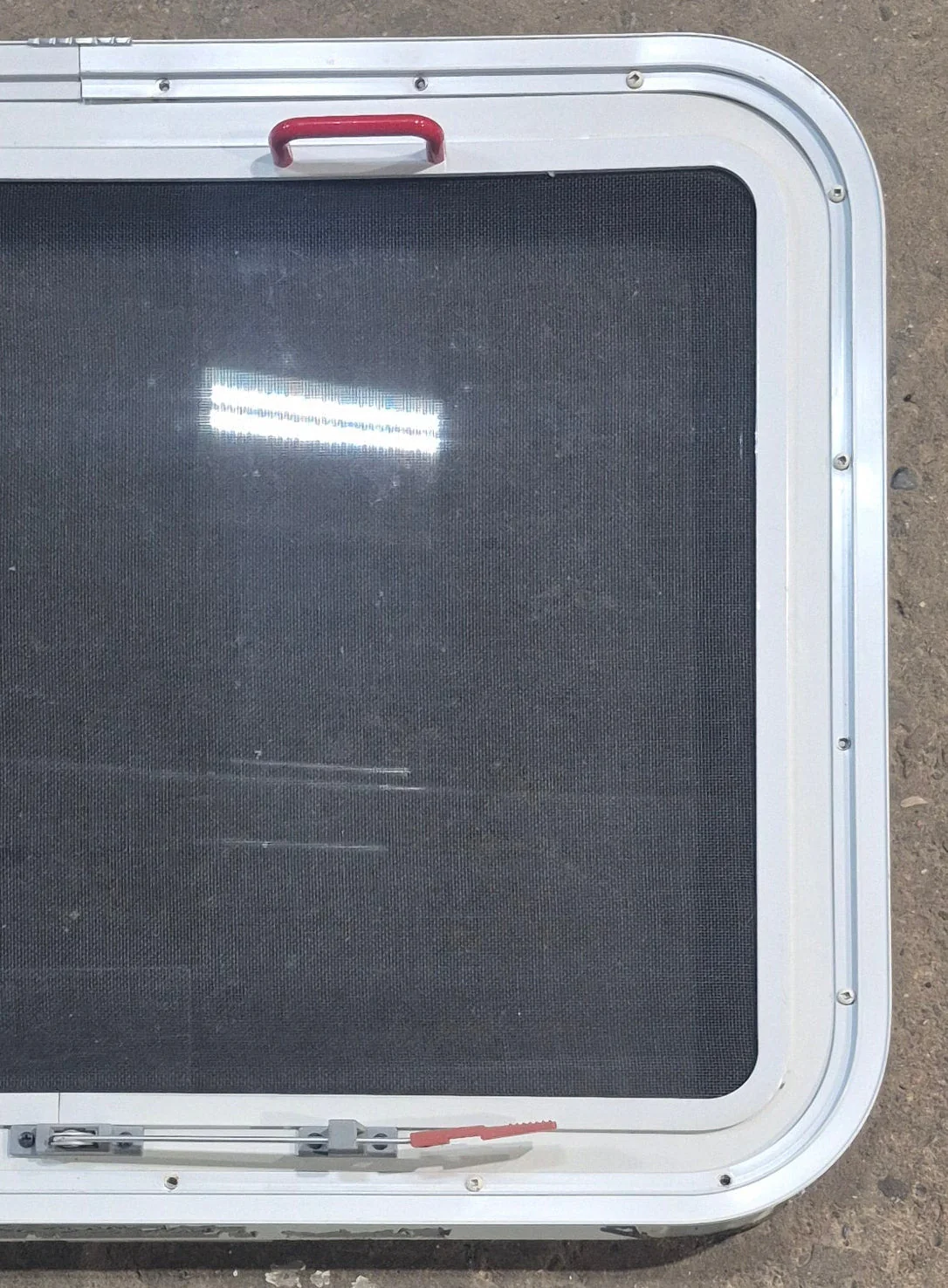 Used White Radius Emergency Opening Window : 29 1/4" W x 21 1/4" H x 1 7/8" D - Image 7