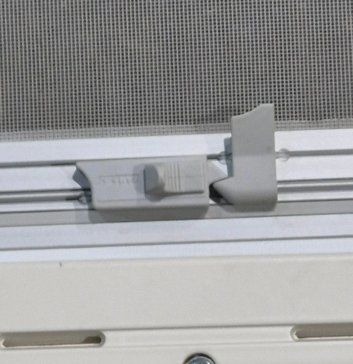Used White Radius Emergency Opening Window : 46 5/8" W x 18 3/4" H x 1 1/8" D - Image 10