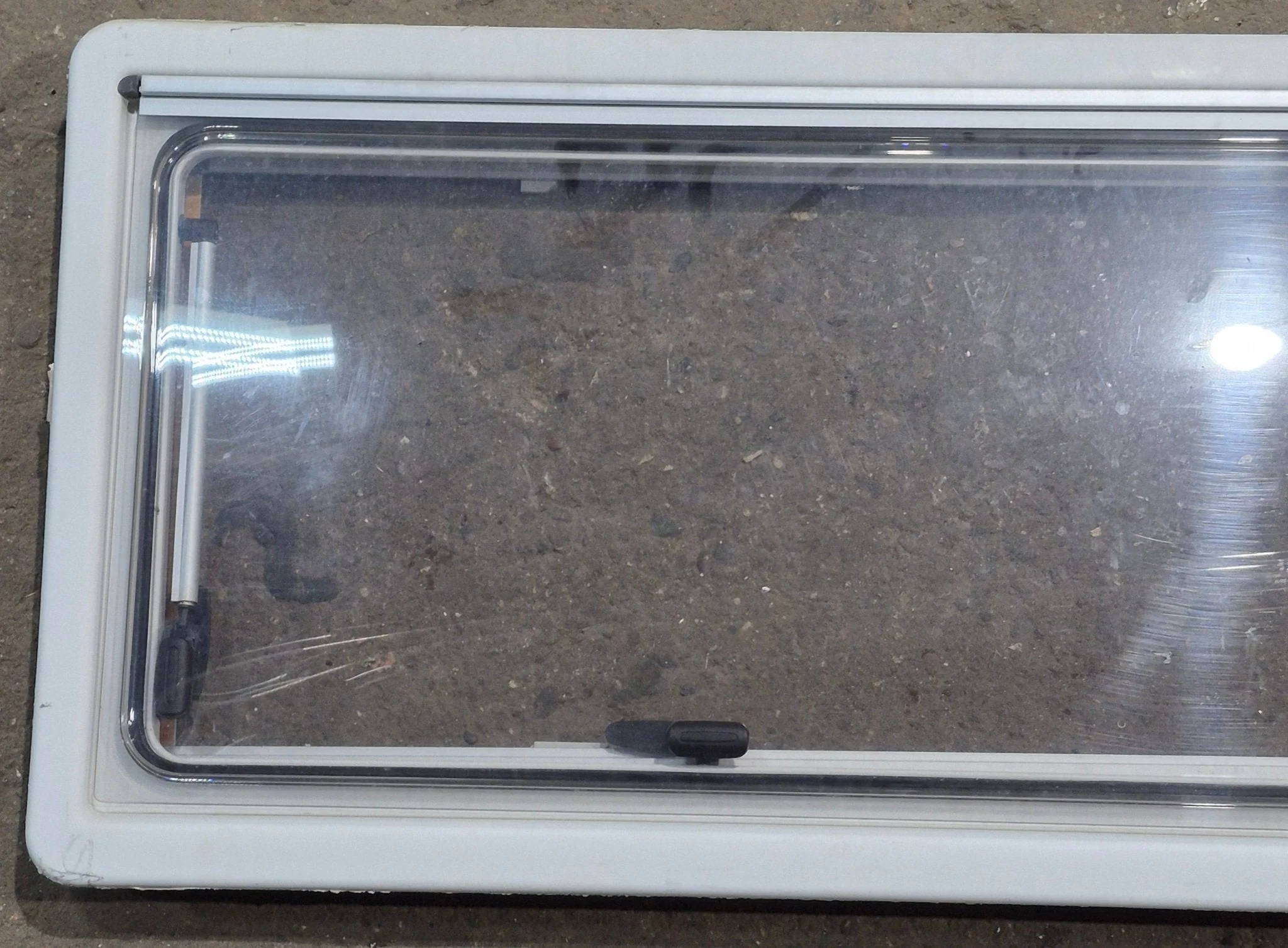 Used White Radius Emergency Opening Window : 46 5/8" W x 18 3/4" H x 1 1/8" D - Image 2
