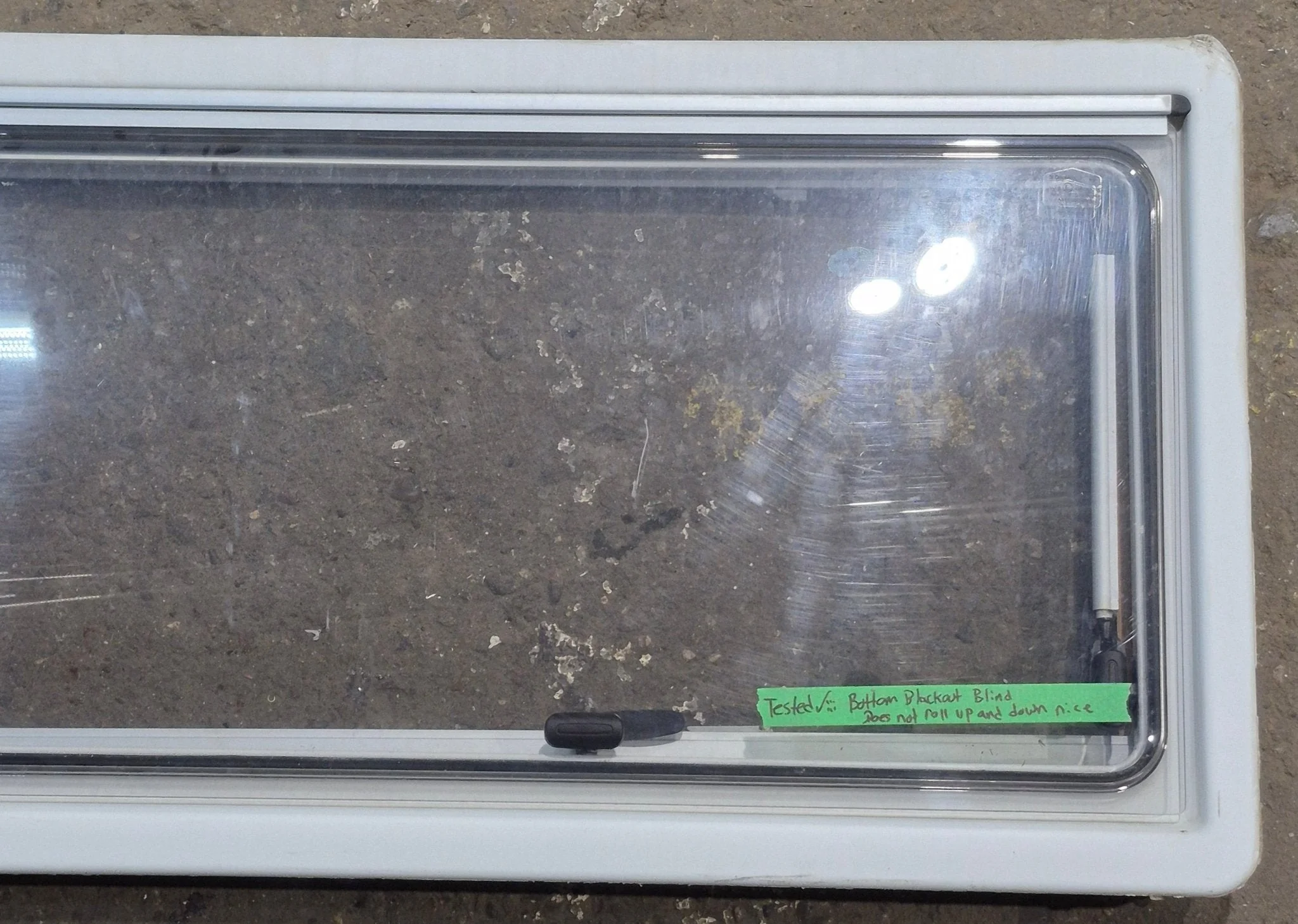 Used White Radius Emergency Opening Window : 46 5/8" W x 18 3/4" H x 1 1/8" D - Image 3