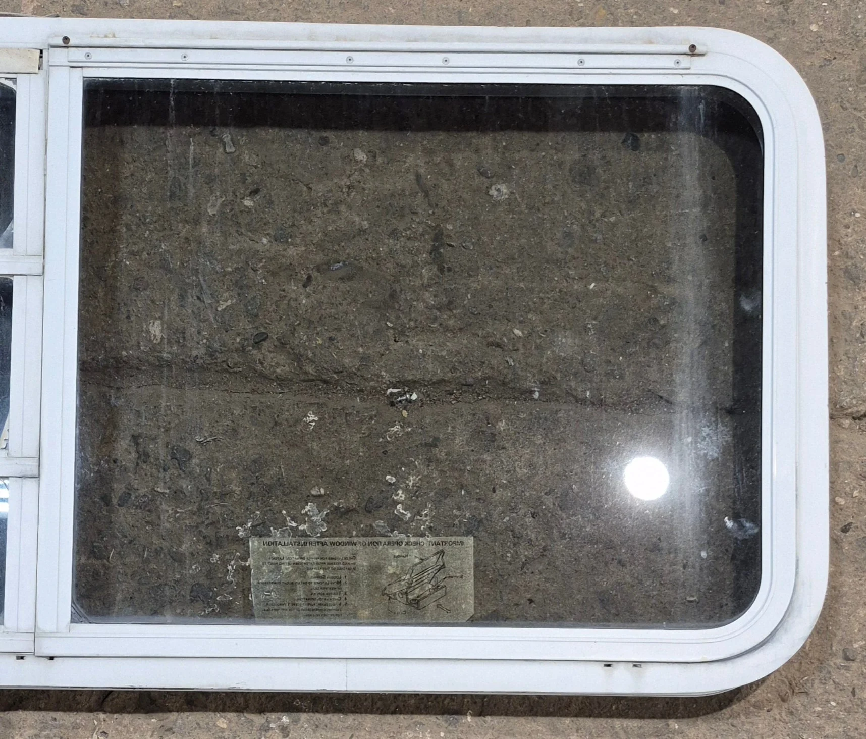 Used White Radius Emergency Opening Window : 47 1/4" W x 21 1/4" H x 1 7/8" D - Image 2