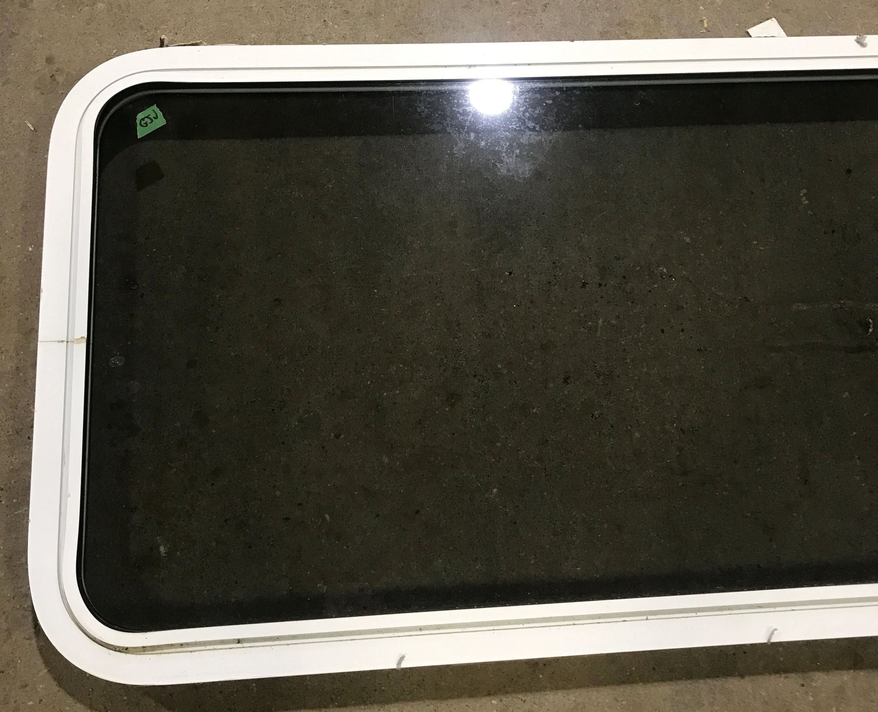Used White Radius Non Opening Window : 60" W x 21 1/2" H x 1 7/8" D - Image 2
