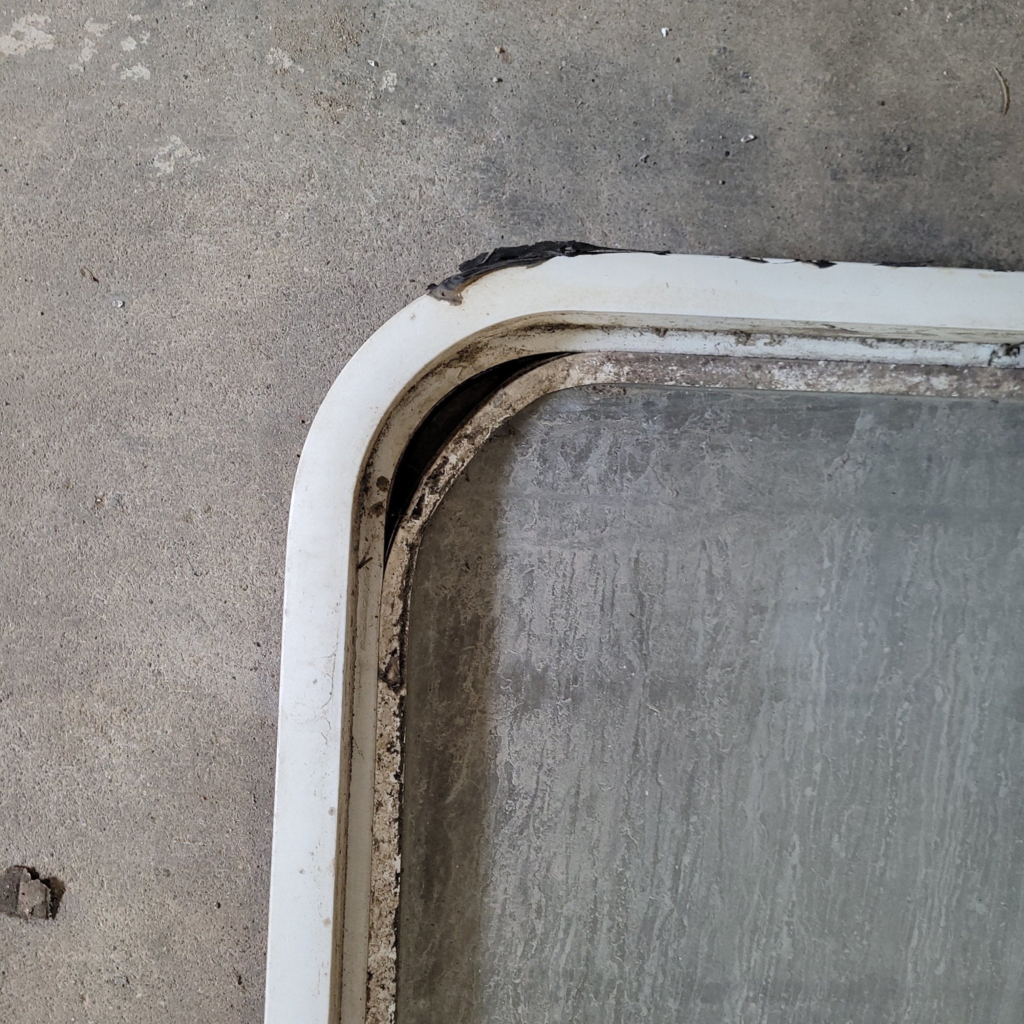 Used White Radius Non-Opening Window With Rock Guard Cover : 60 X 15 X 2" D - Image 5