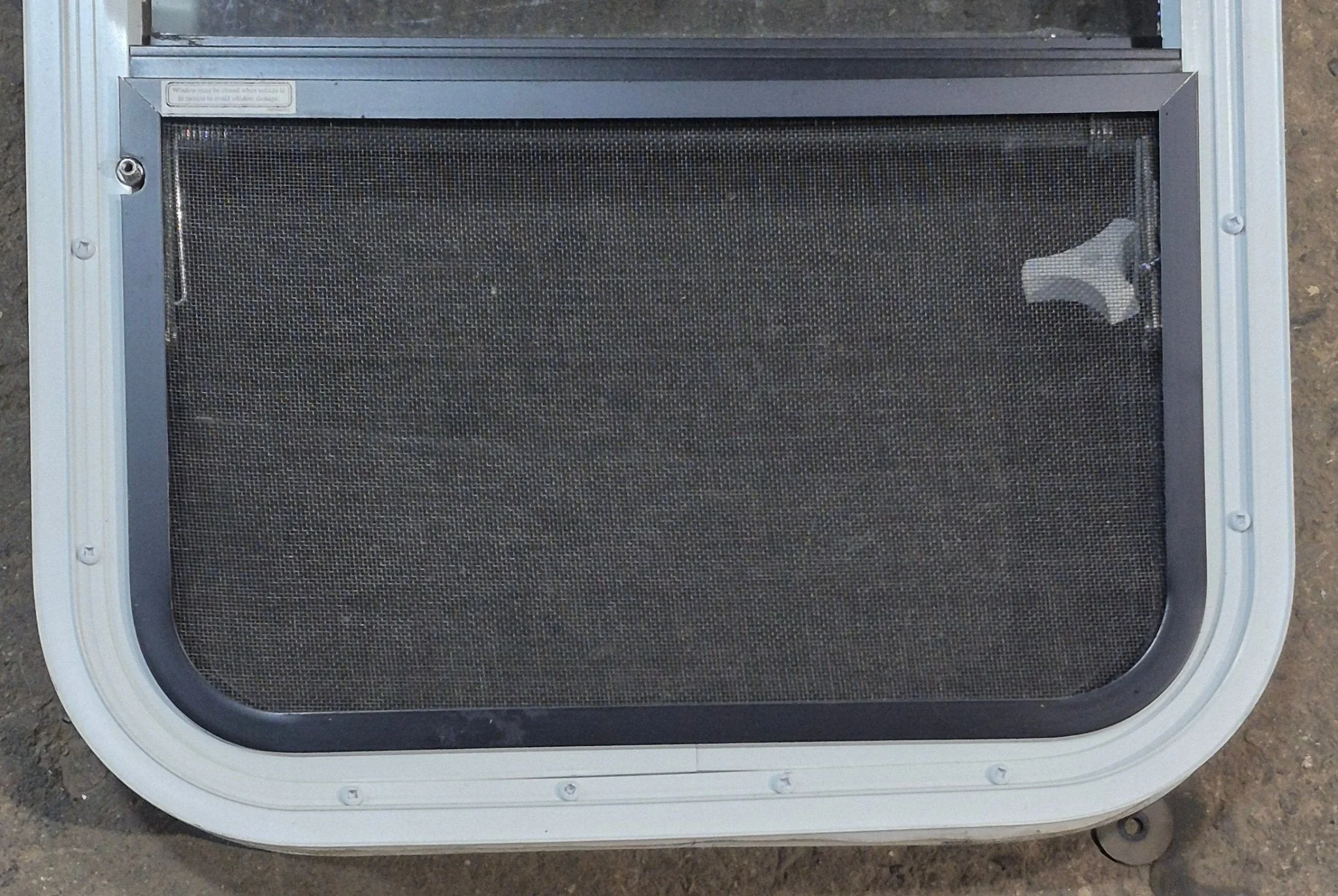 Used White Radius Opening Window : 17 1/4" W x 21 1/4" H x 1 3/4" D - Image 5