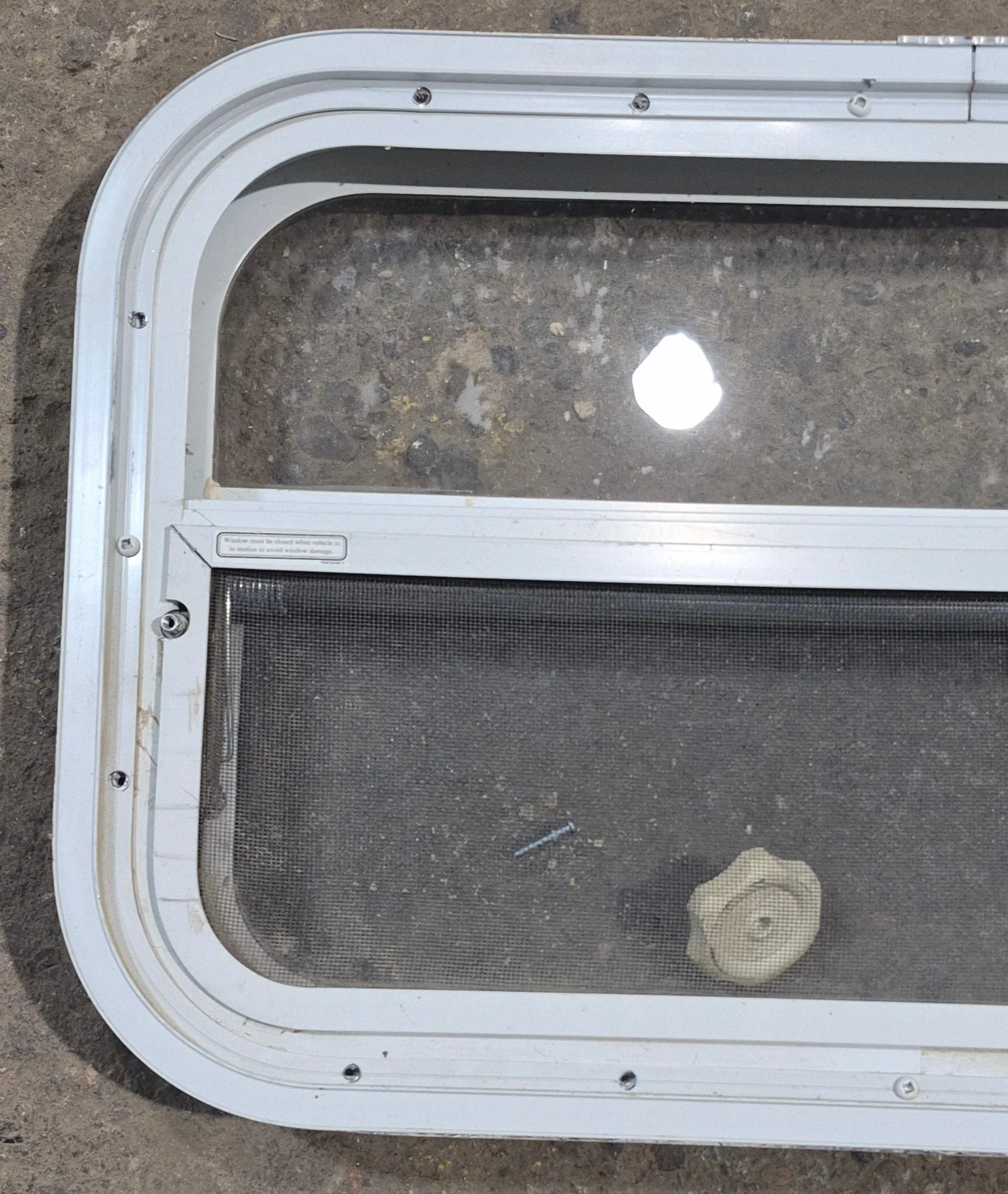 Used White Radius Opening Window : 23 1/2" W x 14 1/2" H x 1 7/8" D - Image 6