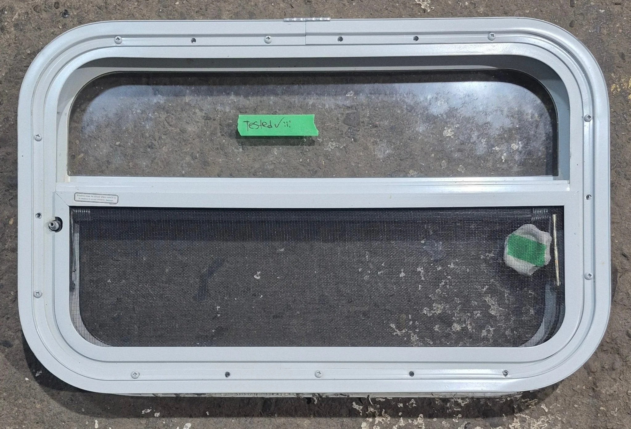 Used White Radius Opening Window : 23 1/2" W x 14 1/4" H x 1 7/8" D - Image 6