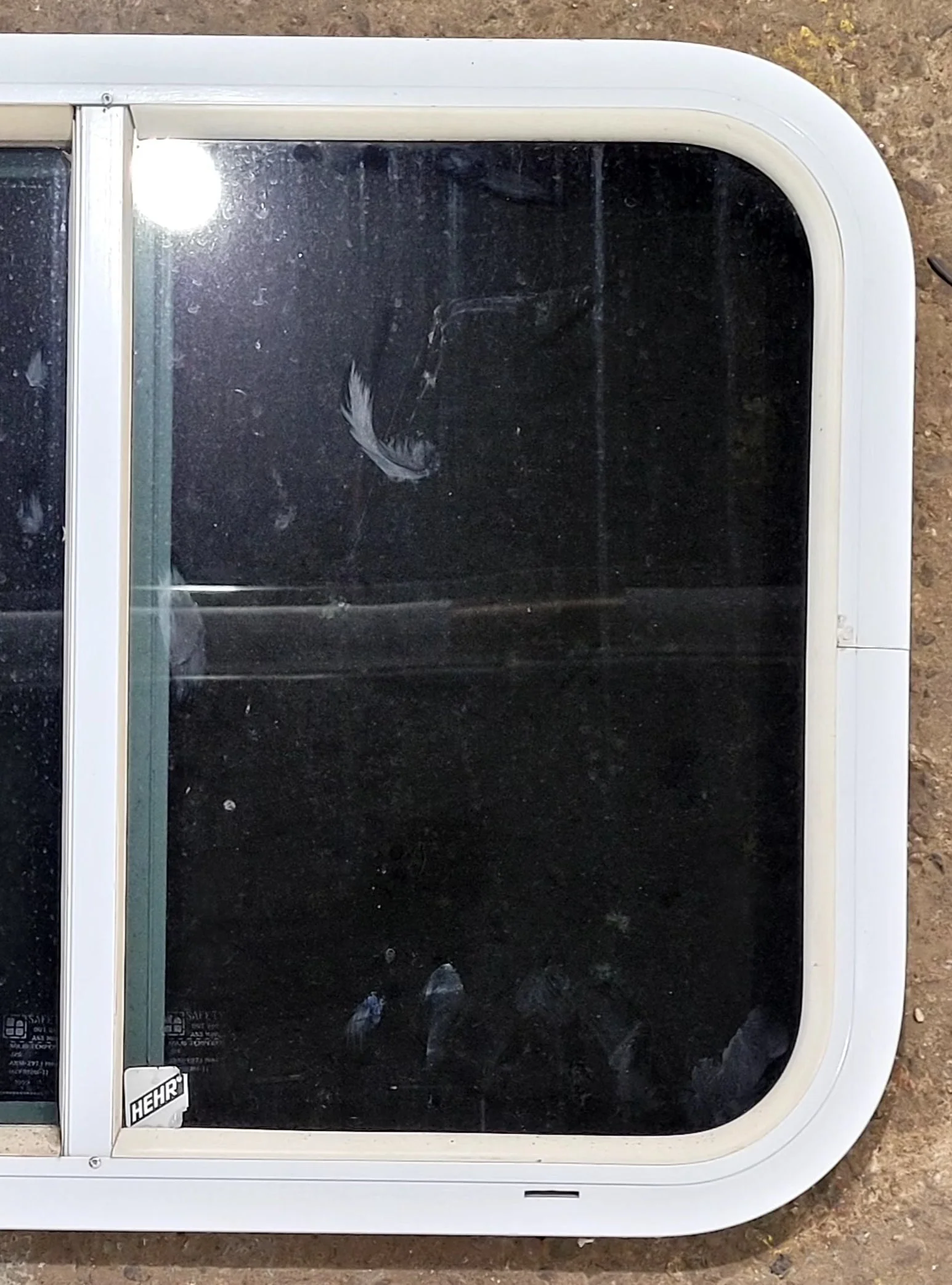 Used White Radius Opening Window : 23 1/2" W x 17 1/2" H x 1 1/4" D - Image 2