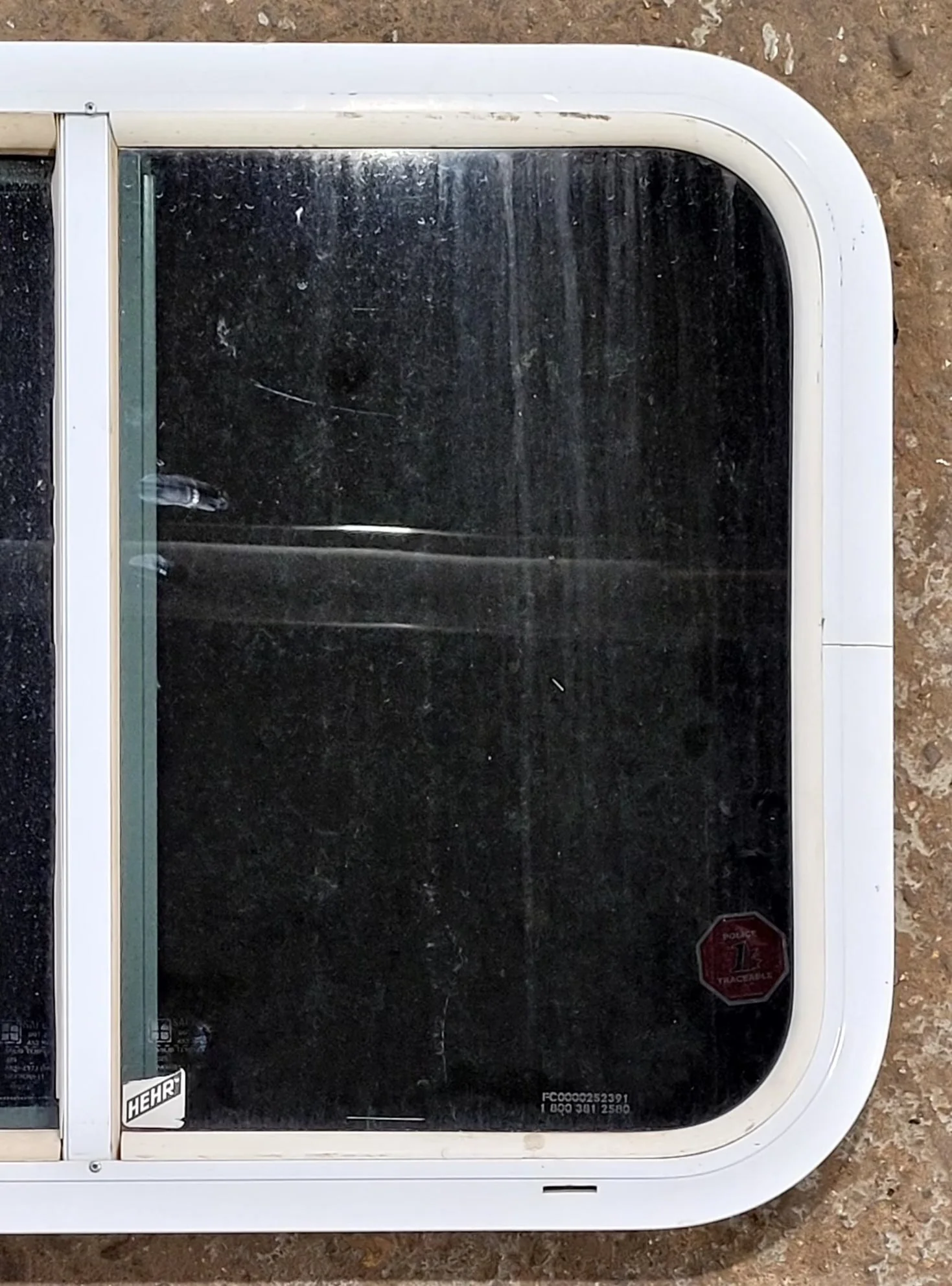 Used White Radius Opening Window : 23 1/2" W x 17 1/2" H x 1 3/4" D - Image 2