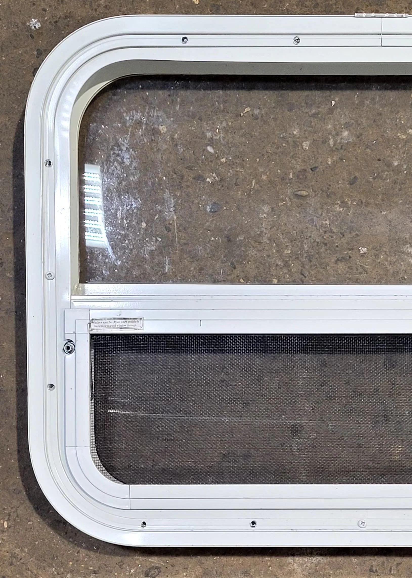 Used White Radius Opening Window : 23 1/2" W x 17 1/2" H x 1 7/8" D - Image 5