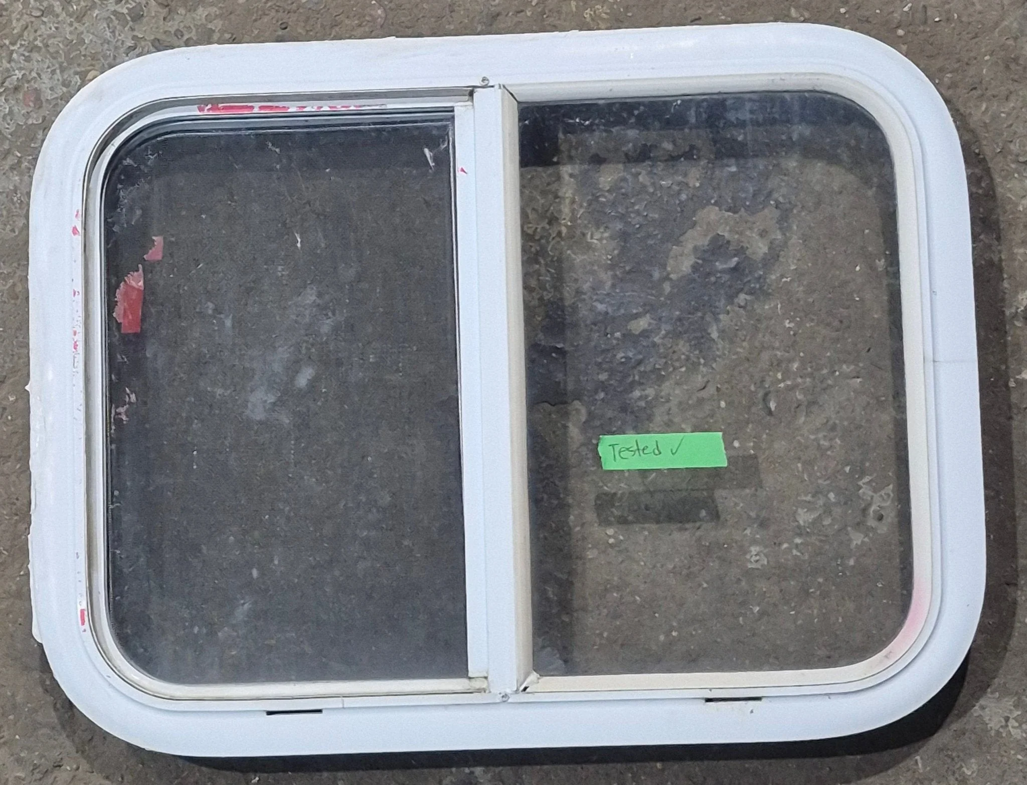 Used White Radius Opening Window : 23 1/2" W x 17 1/2" H x 1 7/8" D