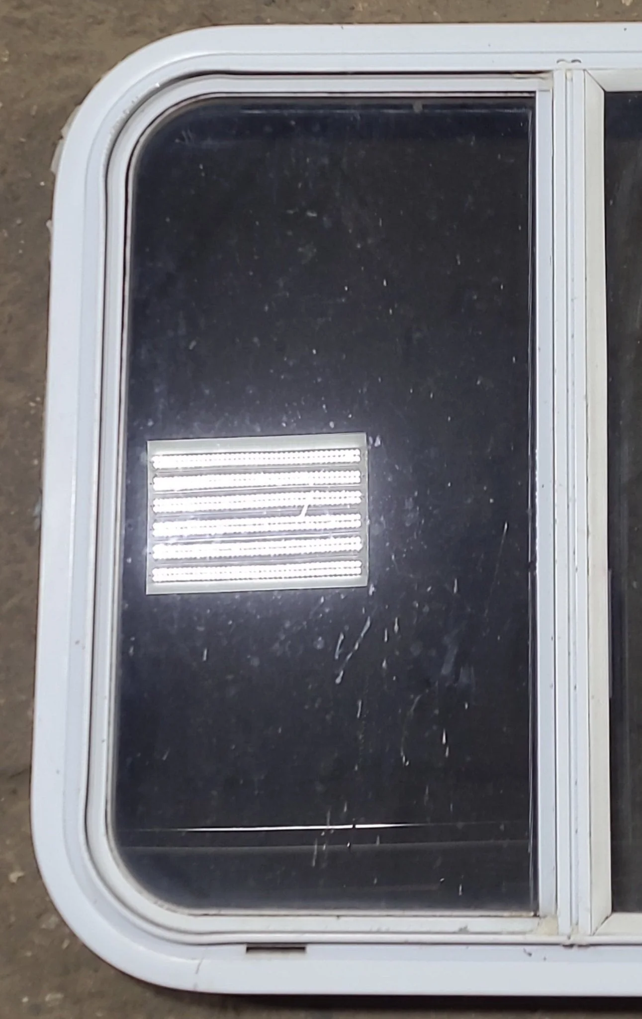 Used White Radius Opening Window : 23 1/2" W x 21 1/2" H x 2" D - Image 2
