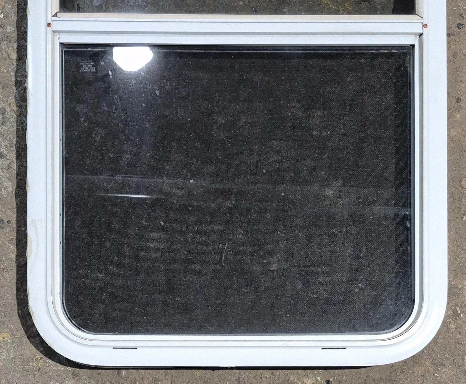 Used White Radius Opening Window : 23 1/2" W x 39 1/4" H x 1 7/8" D - Image 2
