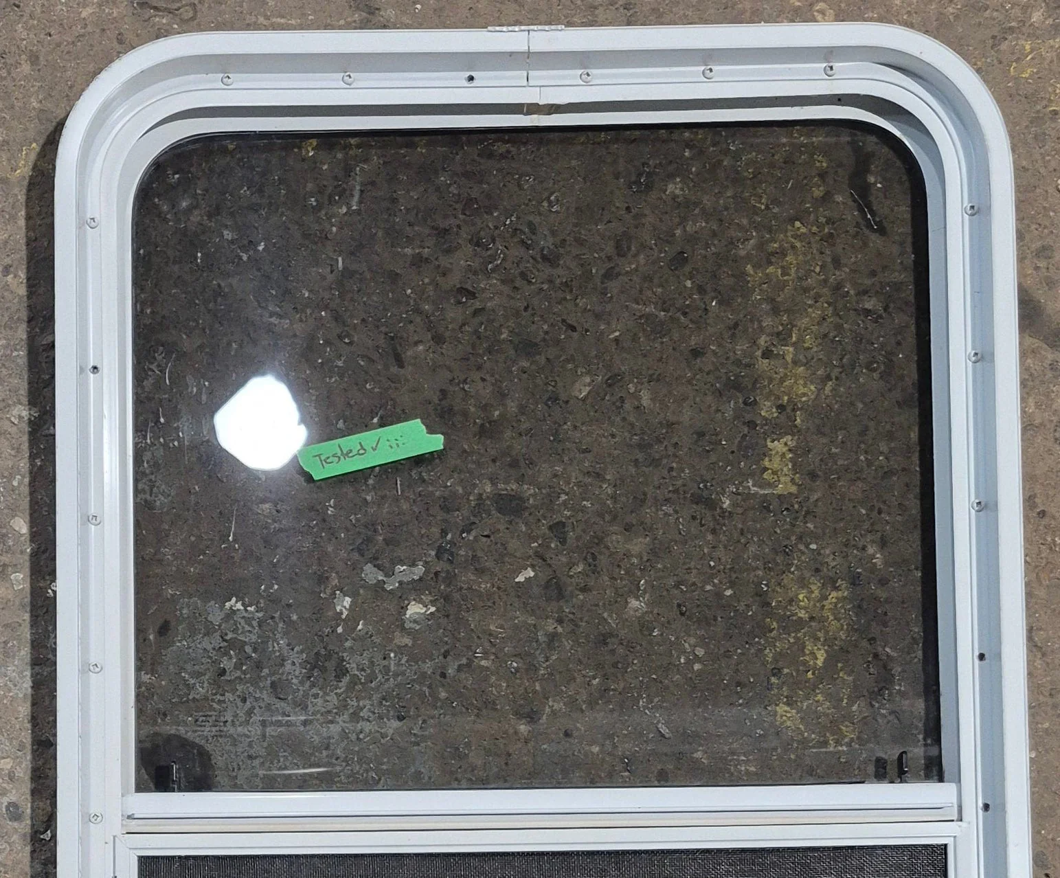 Used White Radius Opening Window : 23 1/2" W x 39 1/4" H x 1 7/8" D - Image 7