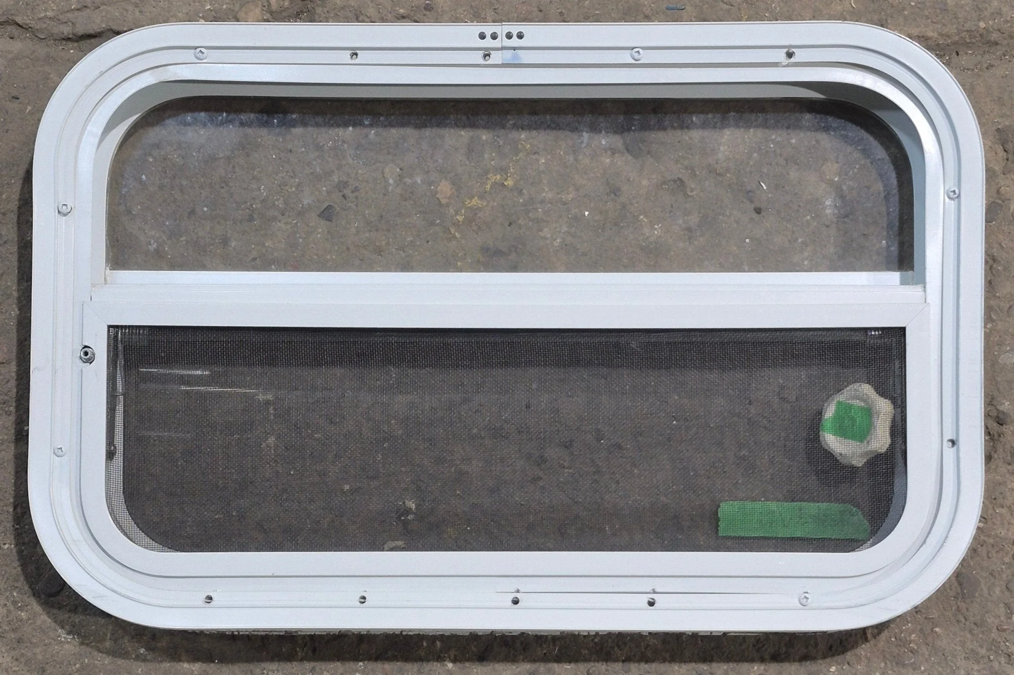 Used White Radius Opening Window : 23 1/4" W x 14 1/2" H x 1 7/8" D - Image 4