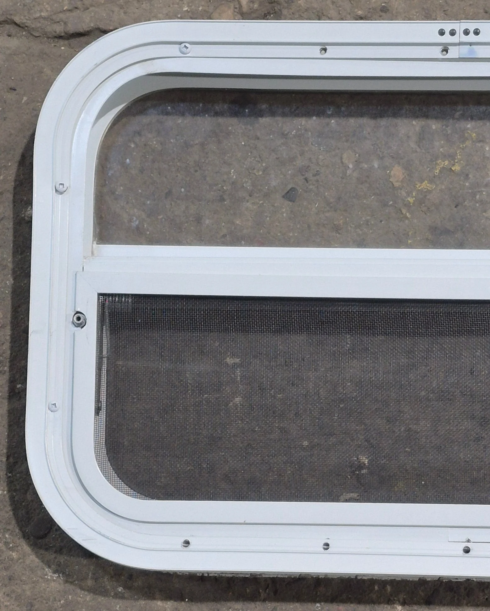 Used White Radius Opening Window : 23 1/4" W x 14 1/2" H x 1 7/8" D - Image 5