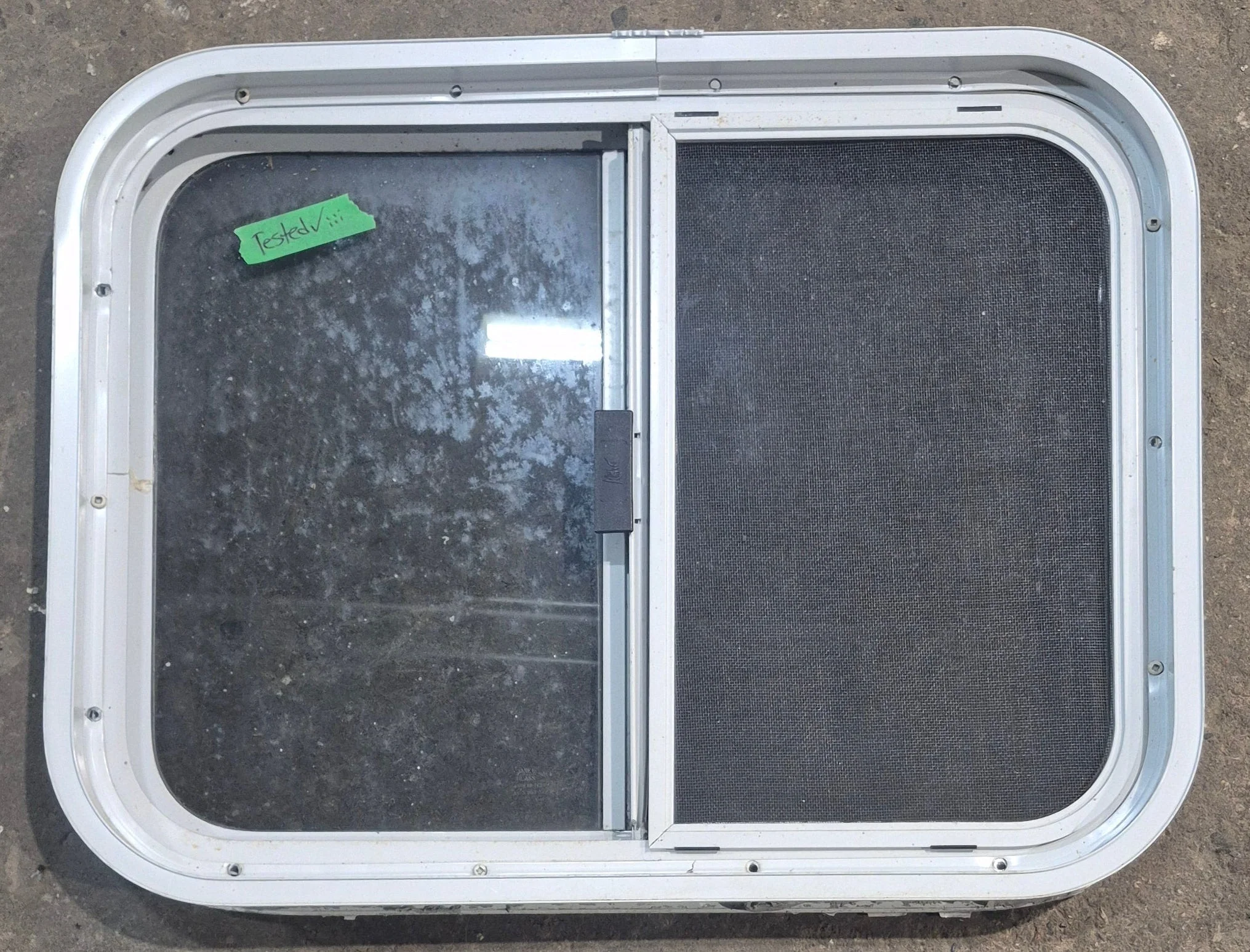 Used White Radius Opening Window : 23 1/4" W x 17 1/2" H x 1 7/8" D - Image 5