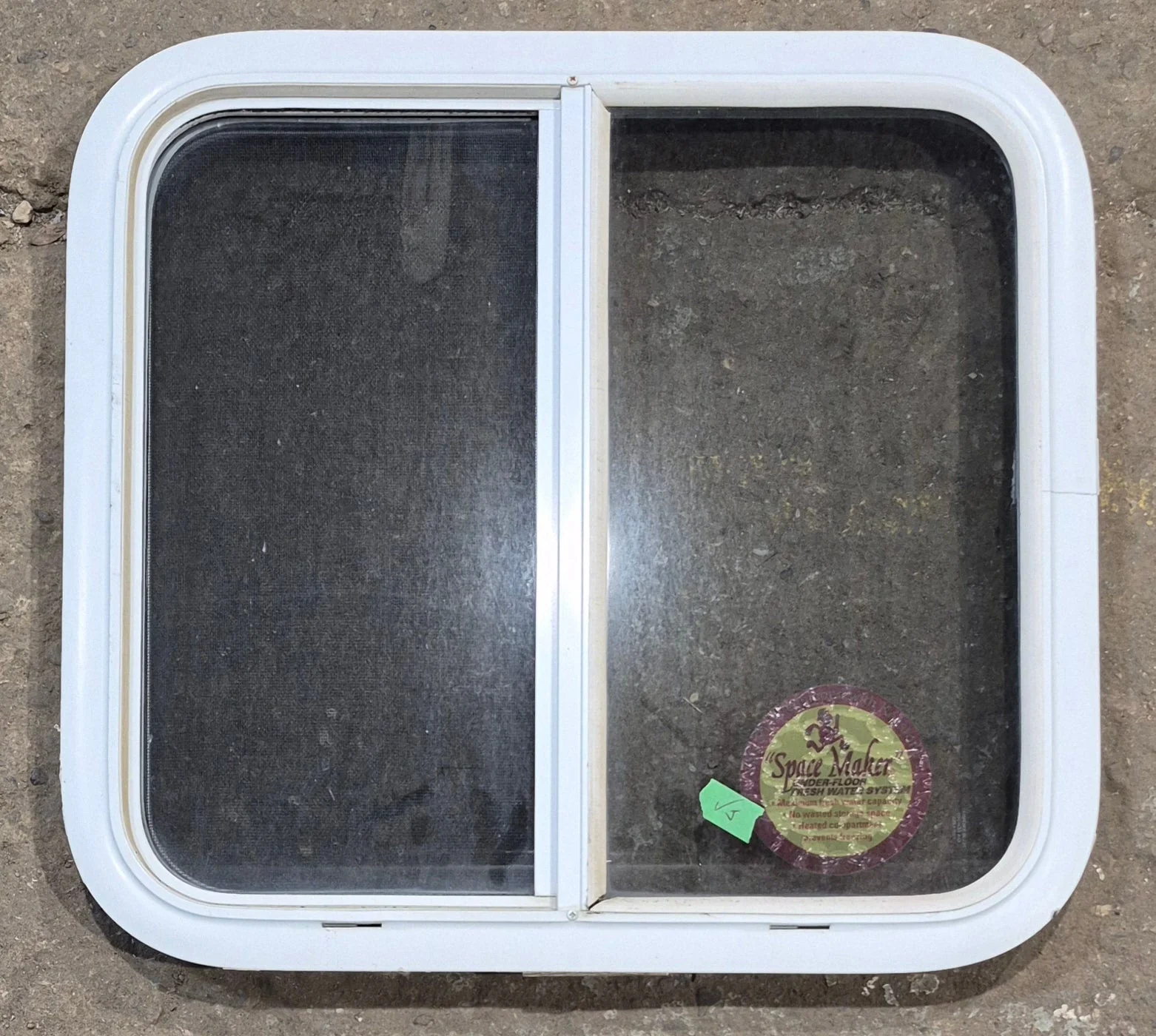Used White Radius Opening Window : 23 1/4" W x 21 1/4" H x 1 3/4" D