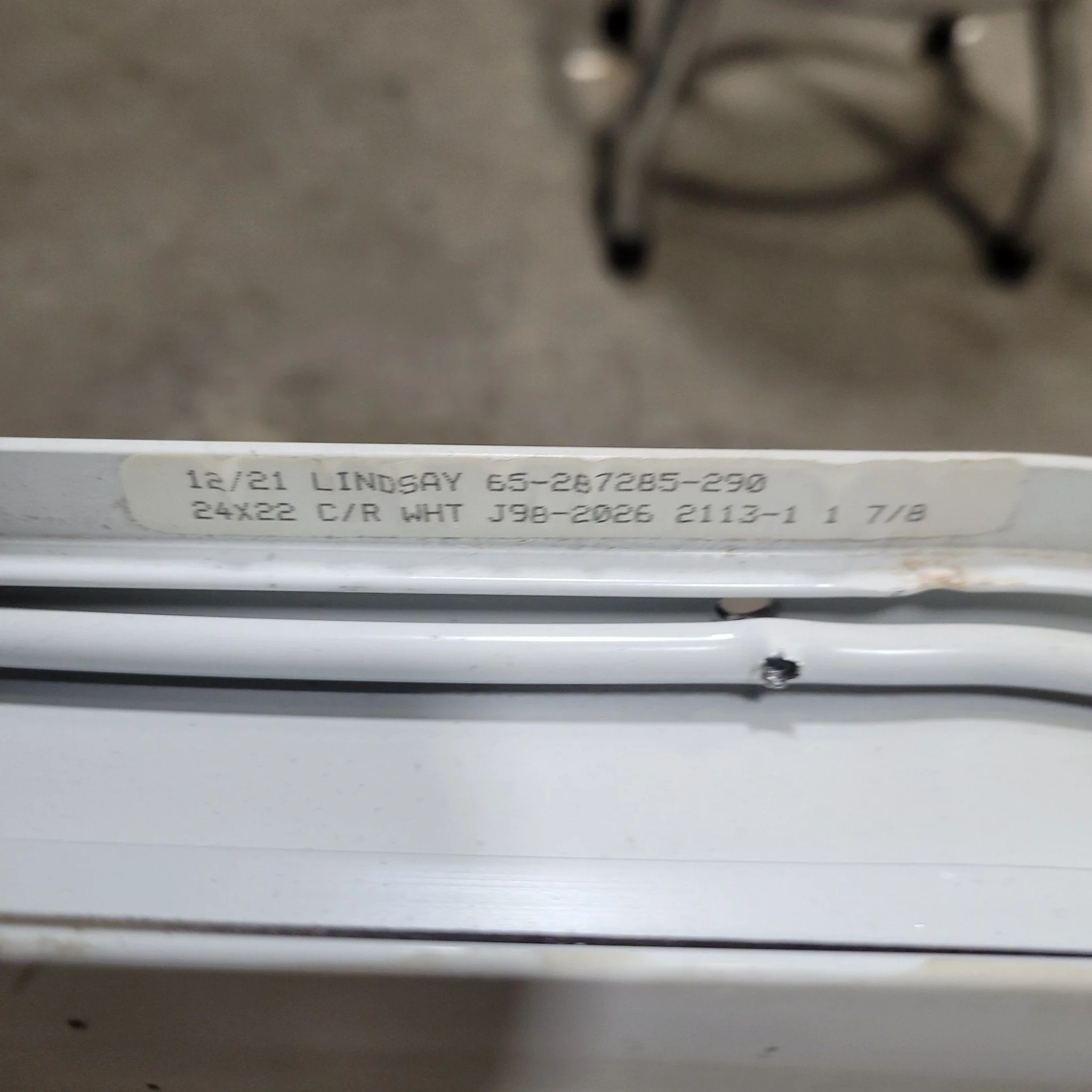 Used White Radius Non-Opening Window : 24 X 22 X 2" D - Image 5