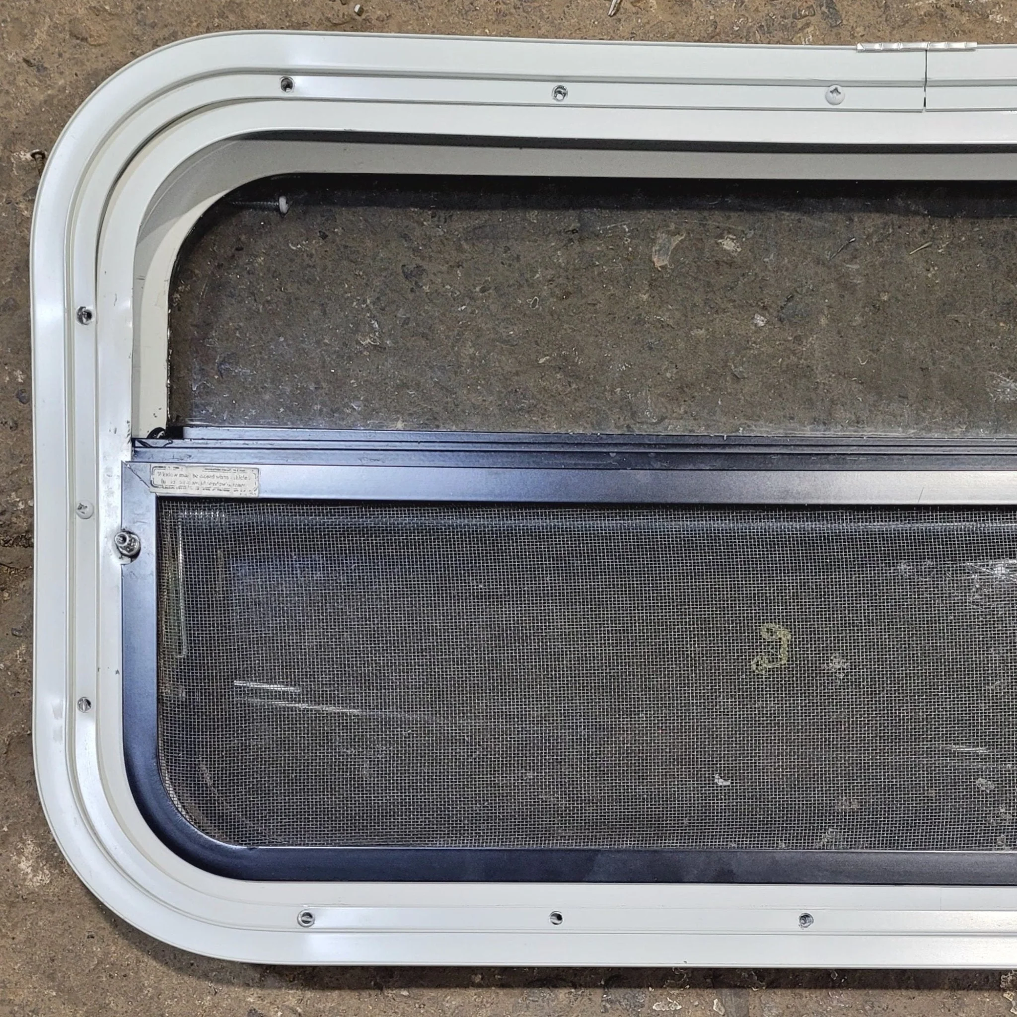 Used White Radius Opening Window : 29 1/4" W x 14 1/4" H x 1 3/4" D - Image 6