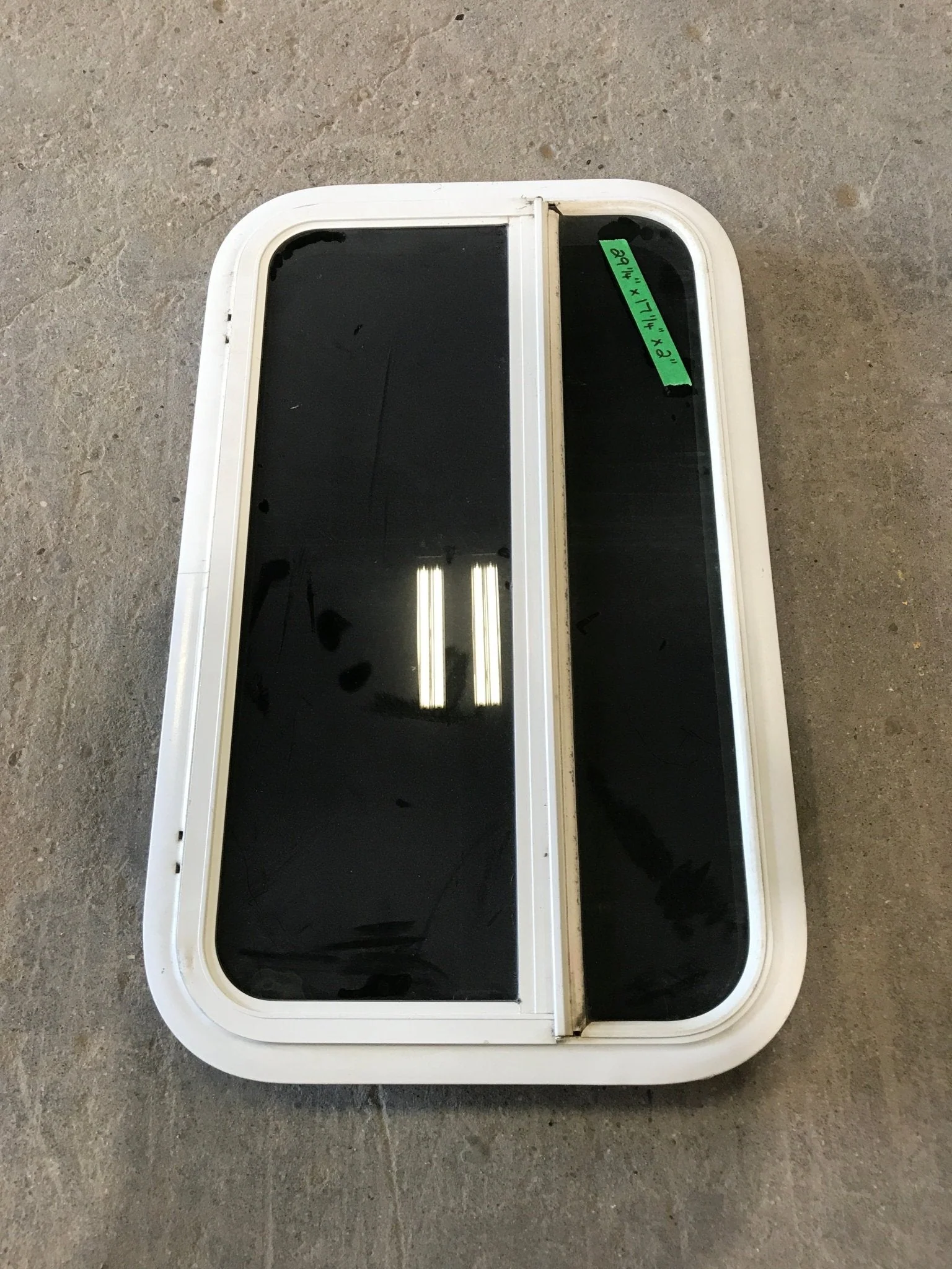 Used White Radius Opening Window : 29 1/4" W X 17 1/4" H X 2" D - Image 3