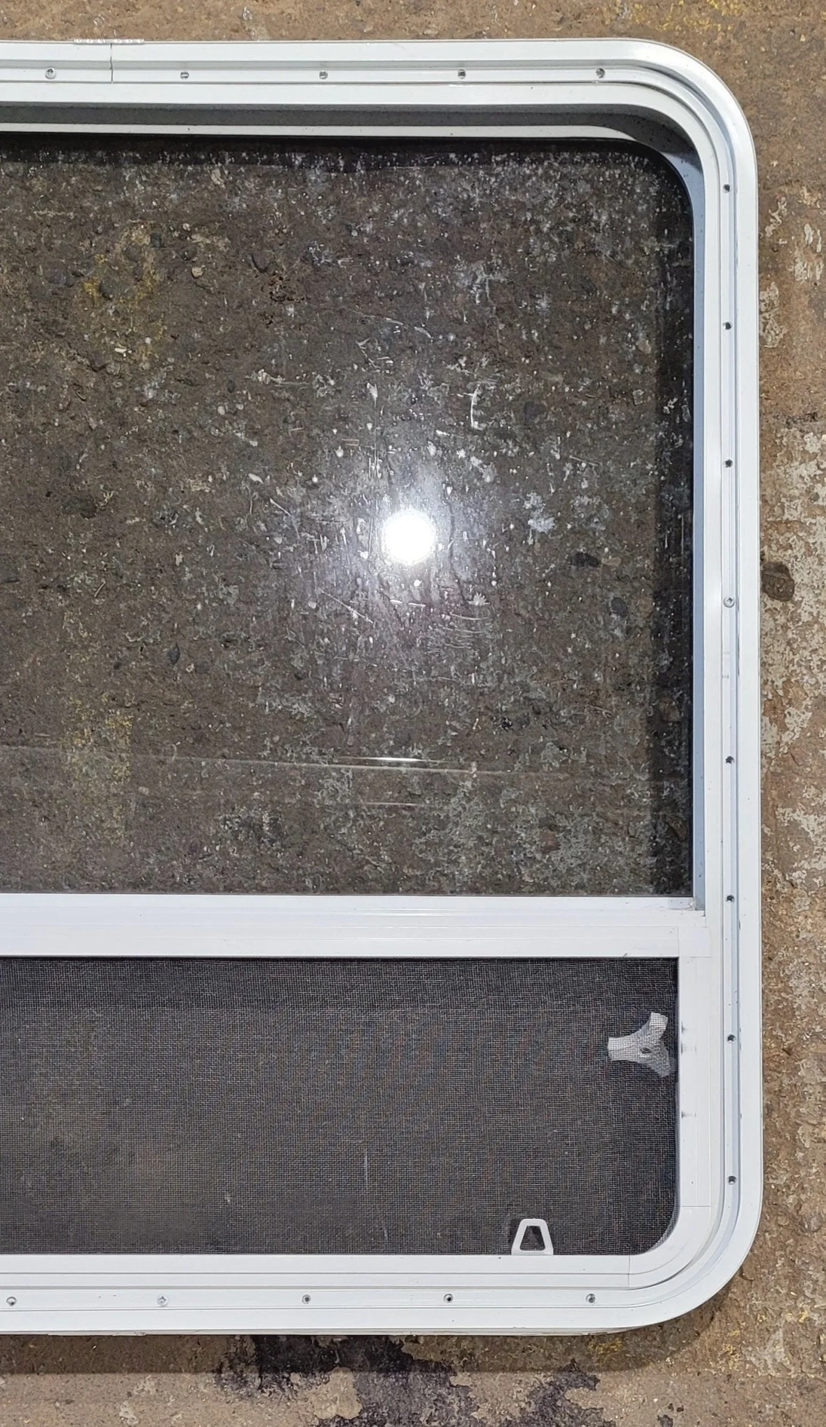 Used White Radius Opening Window : 35 1/2" W x 35 1/4" H x 1 3/4" D - Image 6
