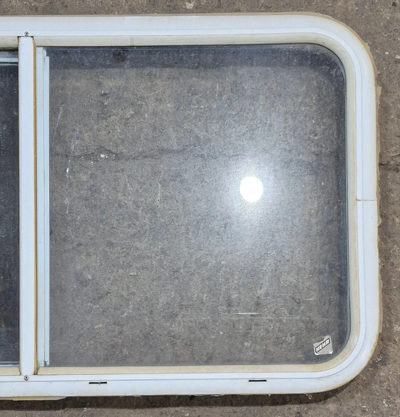 Used White Radius Opening Window : 36 1/4" W x 19 3/4" H x 1 3/4" D - Image 3