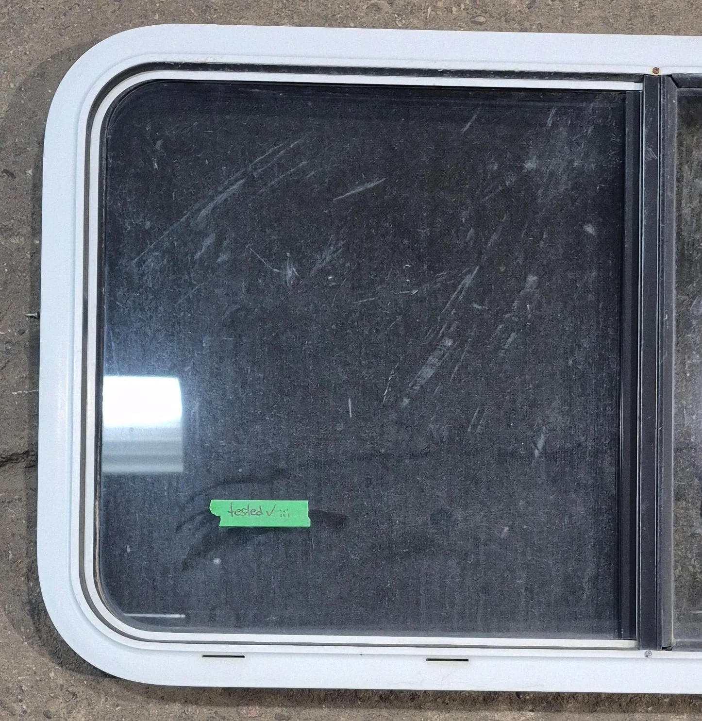 Used White Radius Opening Window : 41 1/4" W x 21 1/4" H x 1 3/4" D - Image 2