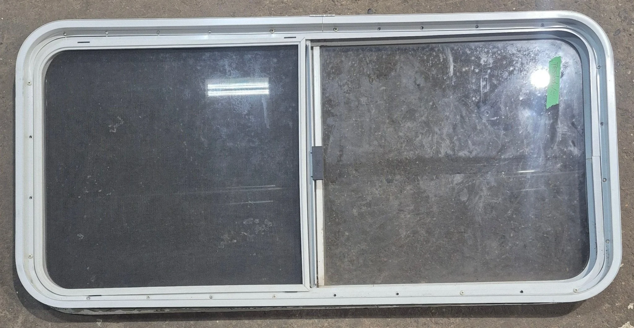 Used White Radius Opening Window : 45 1/2" W x 21 1/4" H x 1 3/4" D - Image 5