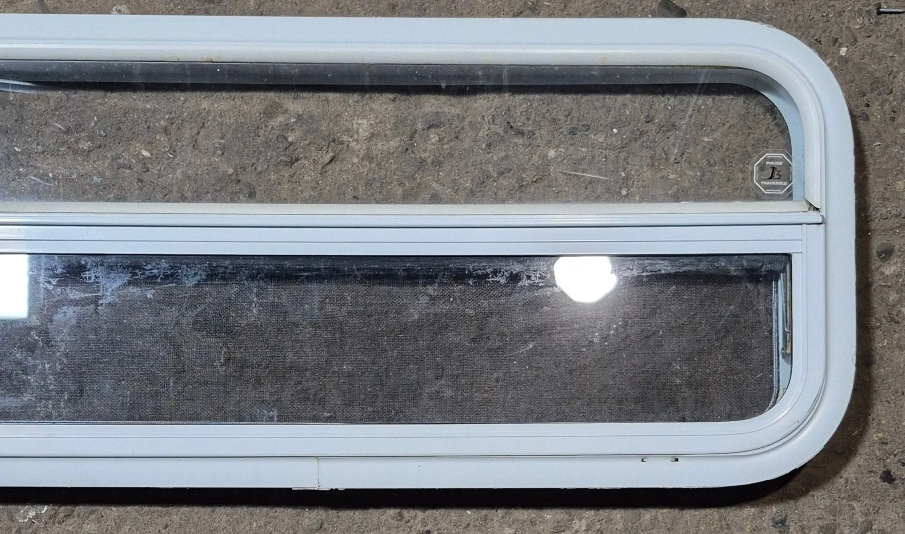 Used White Radius Opening Window : 47 1/2" W x 14 1/4" H x 1 1/4" D - Image 3