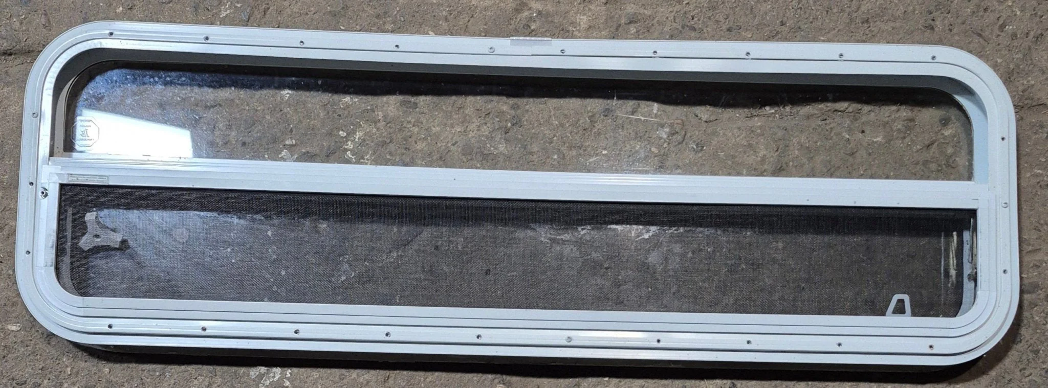 Used White Radius Opening Window : 47 1/2" W x 14 1/4" H x 1 1/4" D - Image 5
