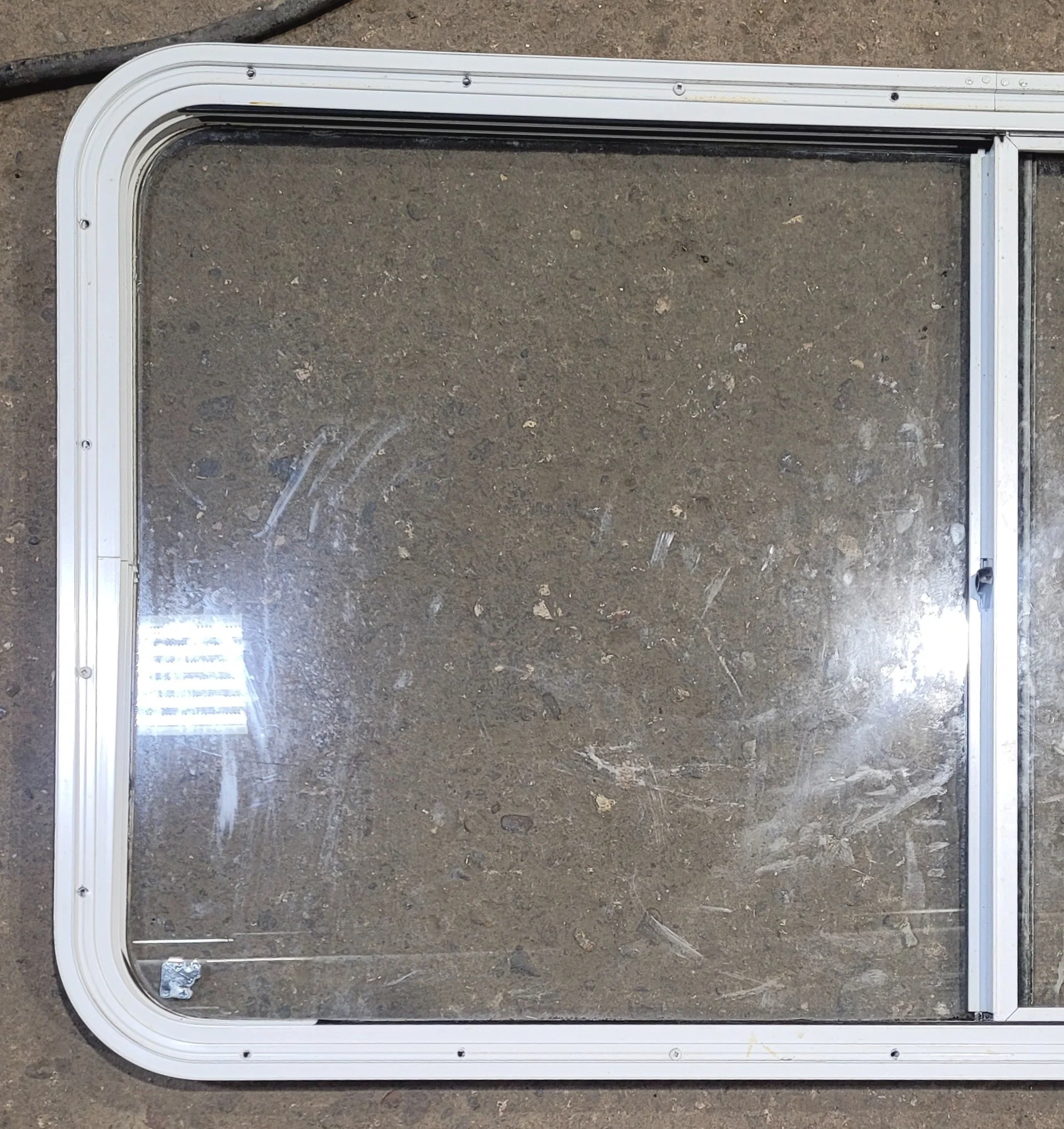 Used White Radius Opening Window : 47 1/2" W x 25 1/2" H x 1 1/4" D - Image 7
