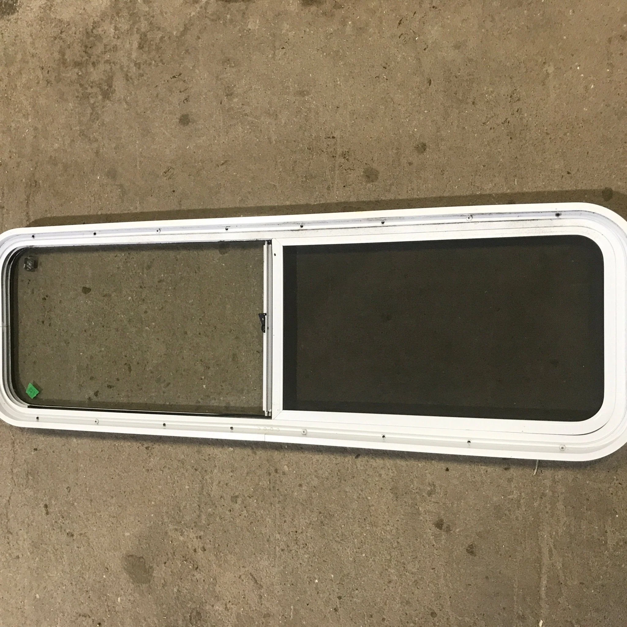 Used White Radius Opening Window : 48" W x 14 3/4" H x 1 7/8" D - Image 4