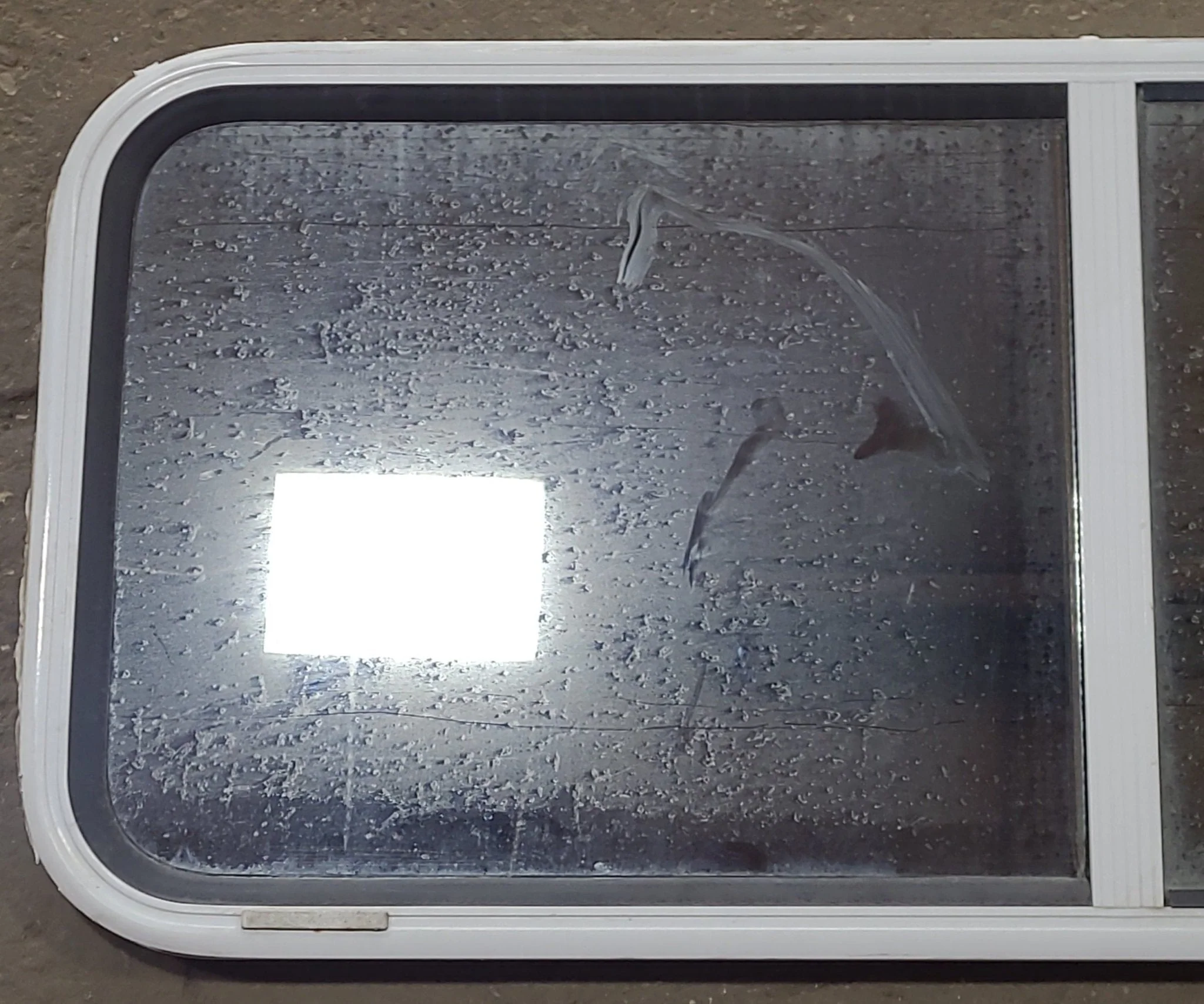 Used White Radius Opening Window : 48" W x 20" H x 1 1/4" D - Image 2