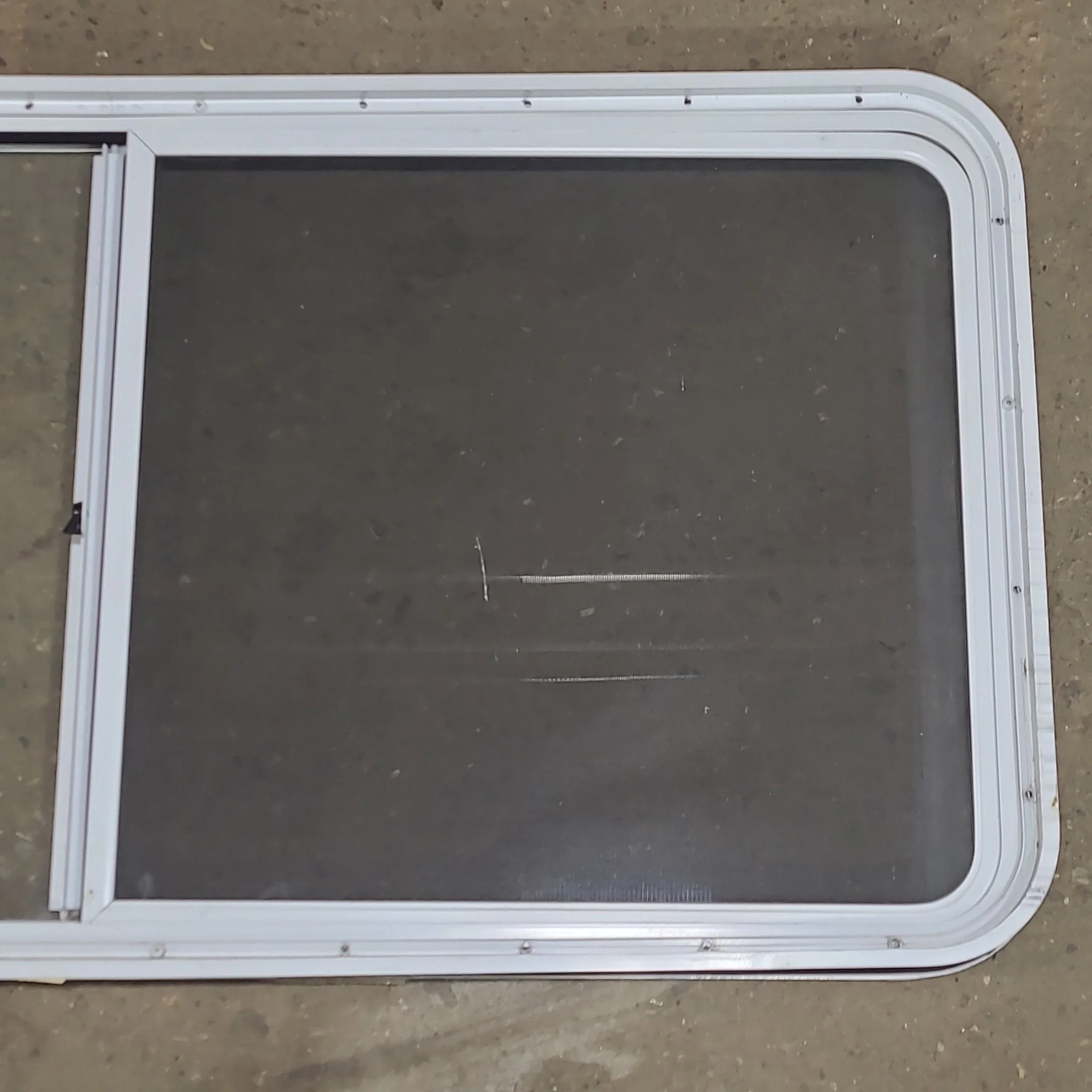 Used White Radius Opening Window : 54 1/4" W x 25 3/4" H x 1 3/4" D - Image 5