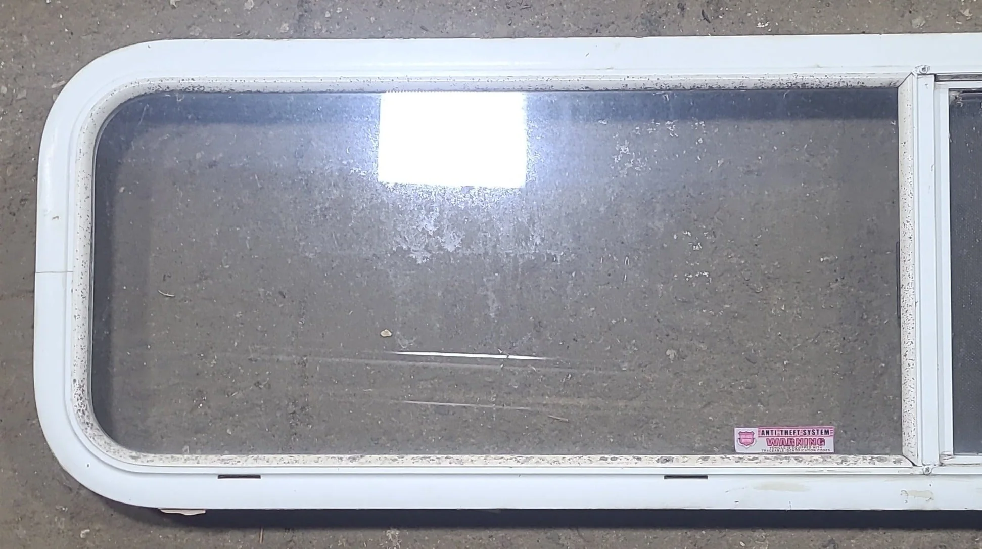 Used White Radius Opening Window : 59 1/4" W X 14 1/2" H X 1 7/8" D - Image 2