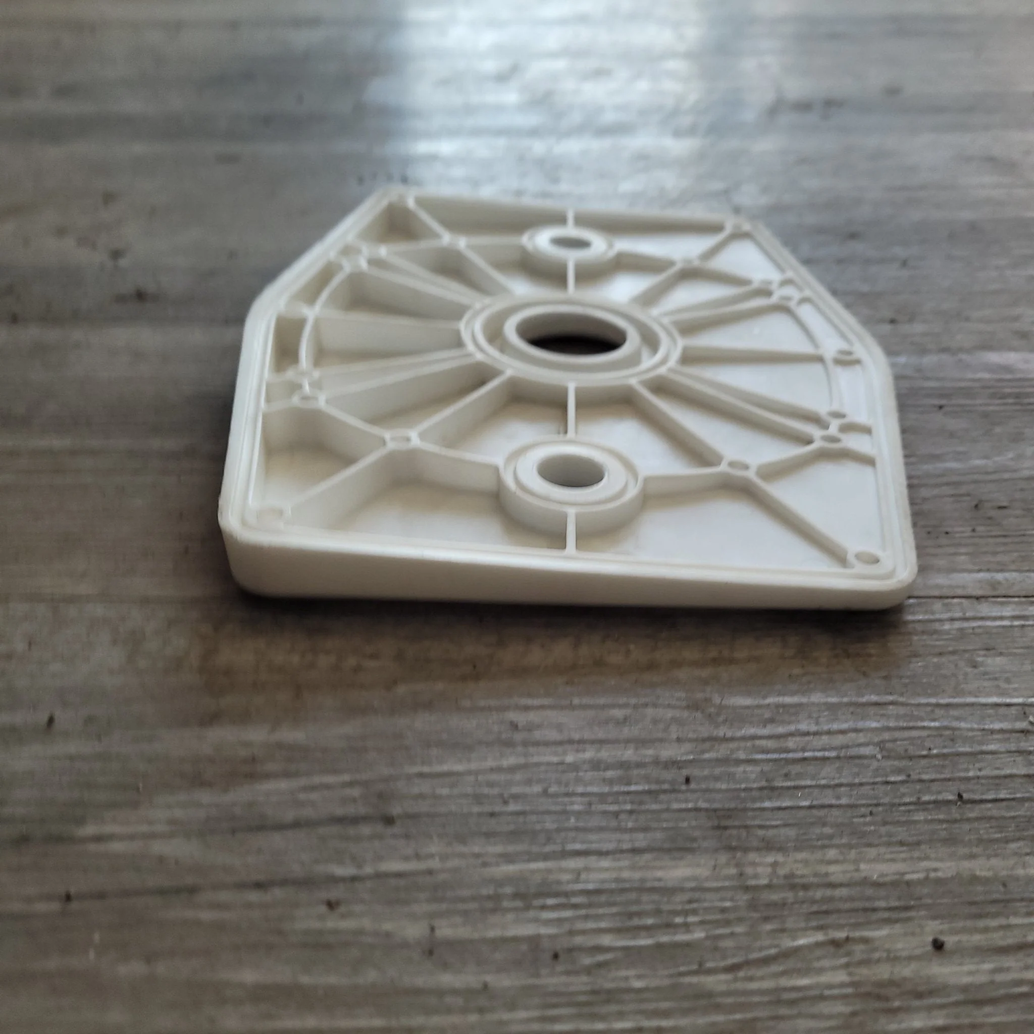 Used Winegard RW-2000 Satellite TV Antenna Mounting Base Wedge - Image 3