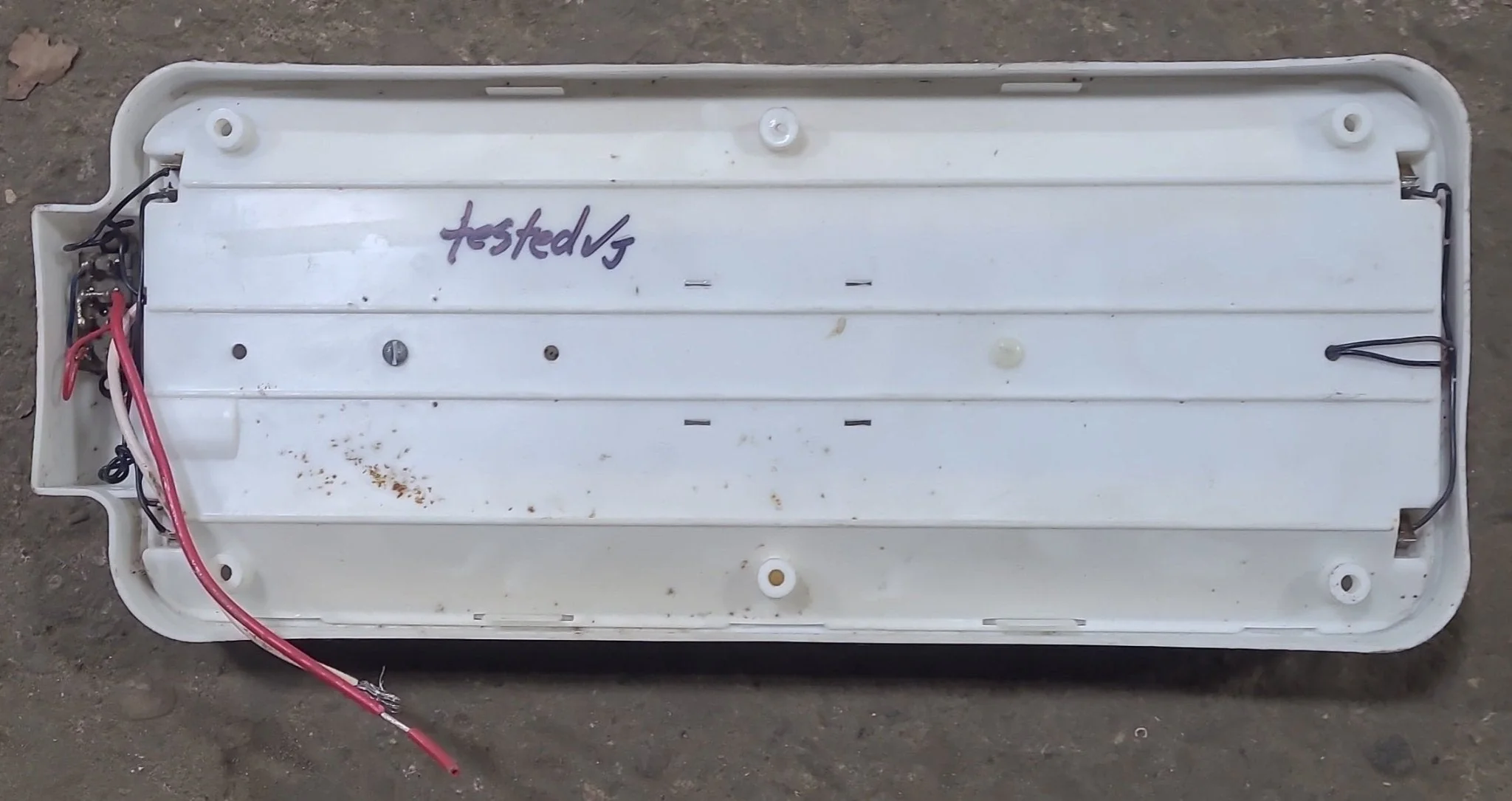 Used Xantech Dual Florescent Light Fixture - Image 4