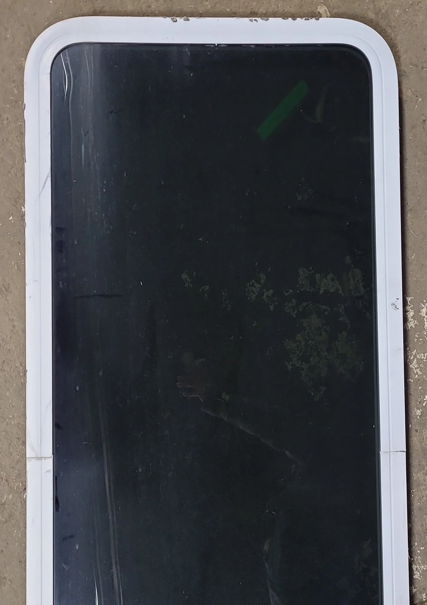 White Radius Opening Window : 23 3/4" W x 59 1/2" H x 1 7/8" D - Image 2