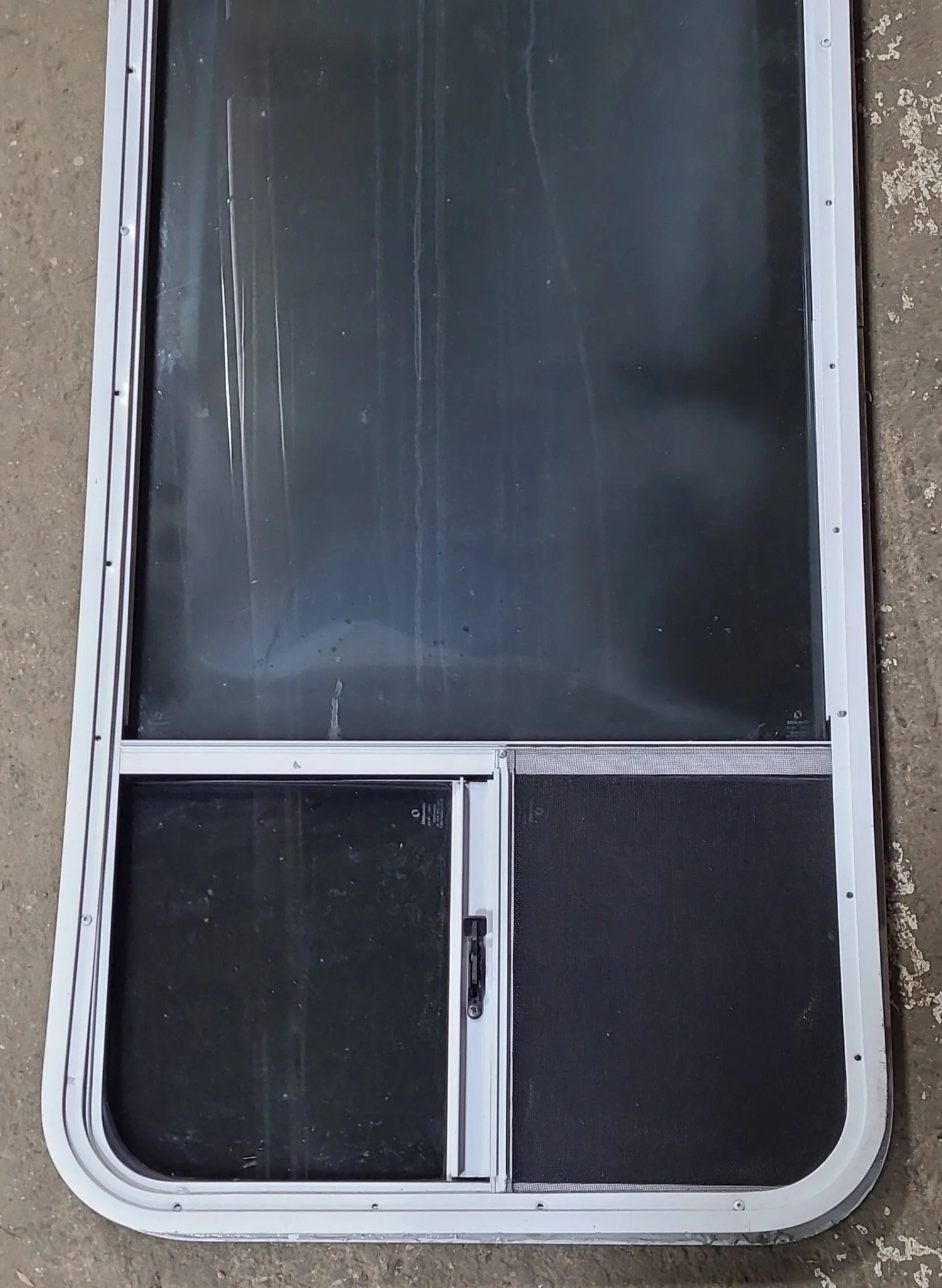 White Radius Opening Window : 23 3/4" W x 59 1/2" H x 1 7/8" D - Image 6