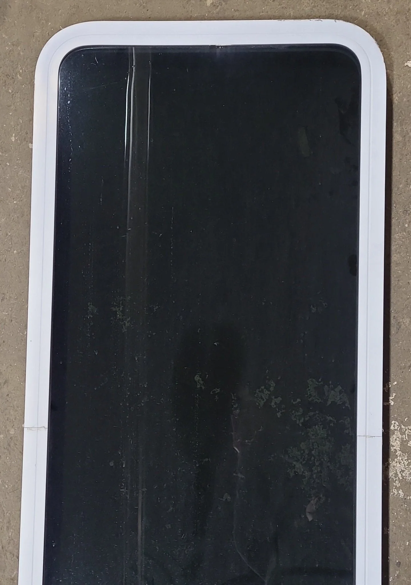 White Radius Opening Window : 24" W x 59 3/4" H x 1 7/8" D - Image 3