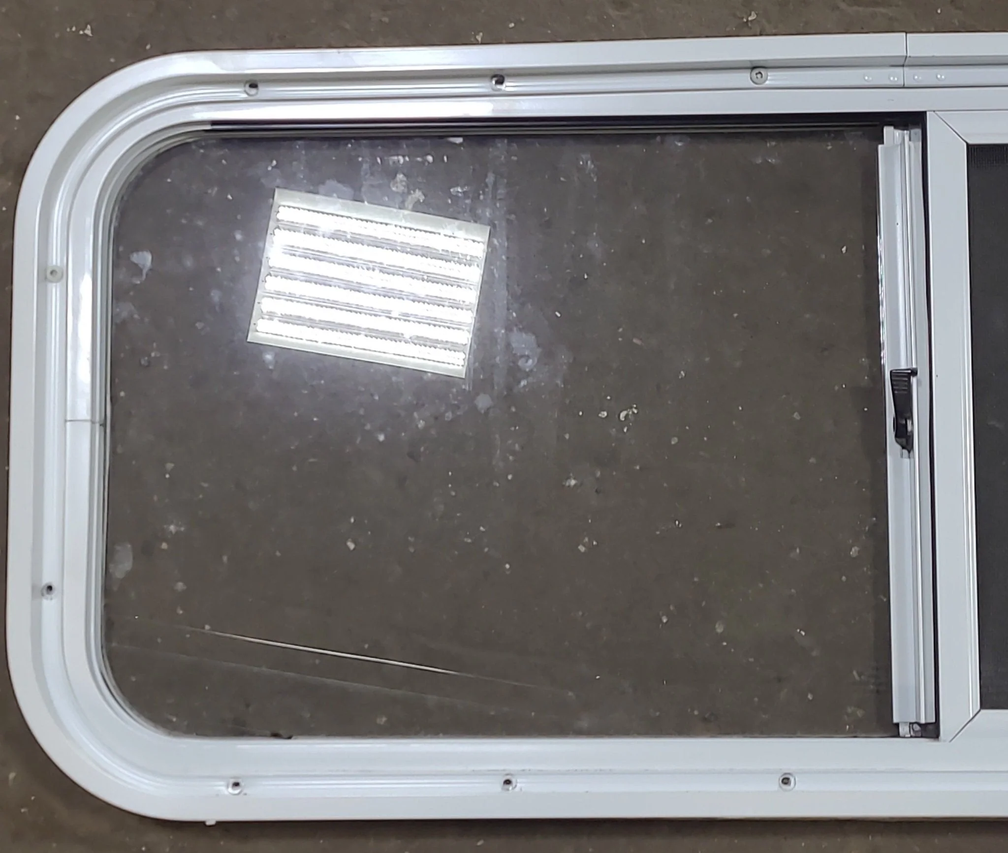 White Radius Opening Window : 36 1/4" W X 14 3/4" H X 1 7/8" D - Image 5