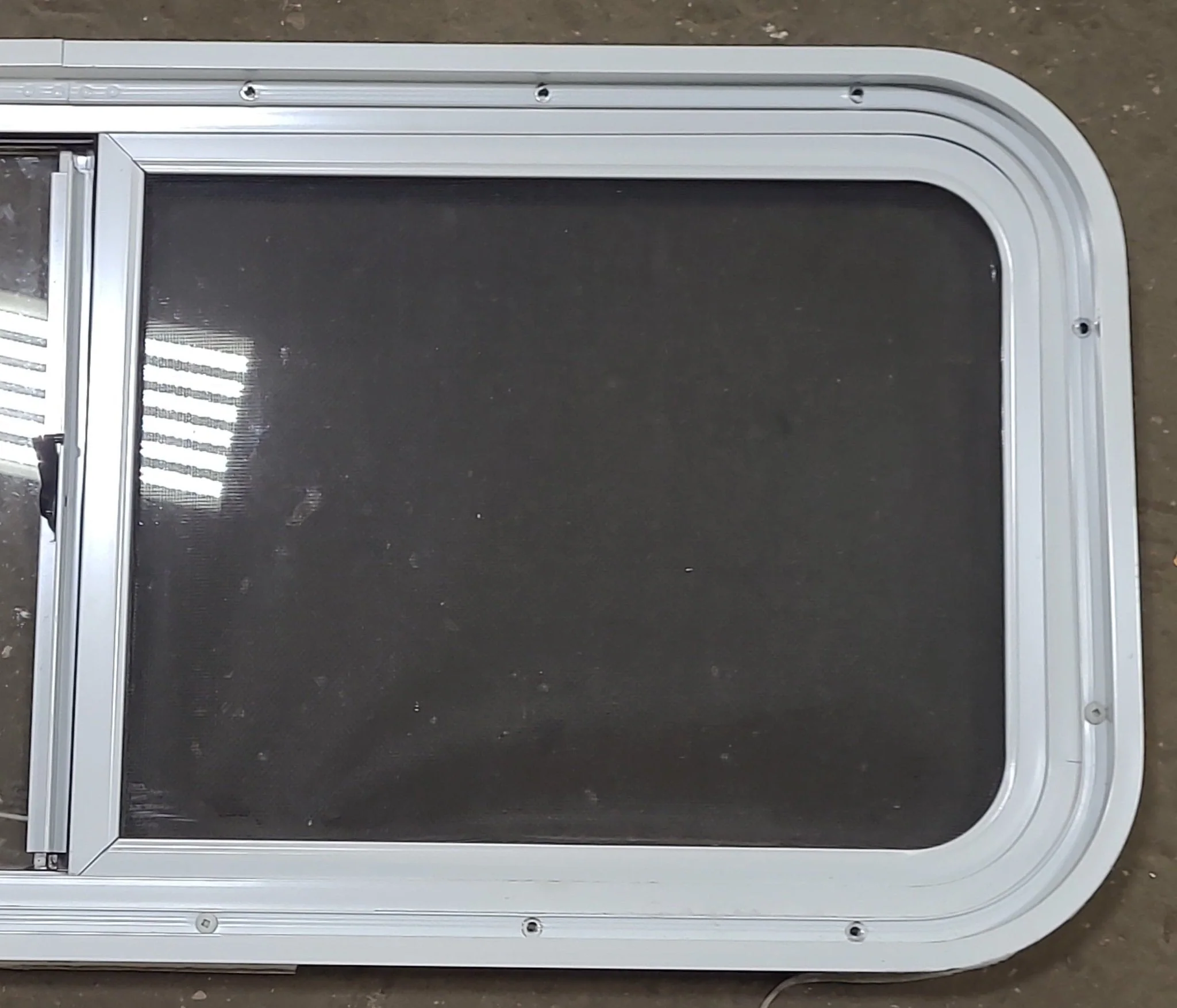 White Radius Opening Window : 36 1/4" W X 14 3/4" H X 1 7/8" D - Image 6